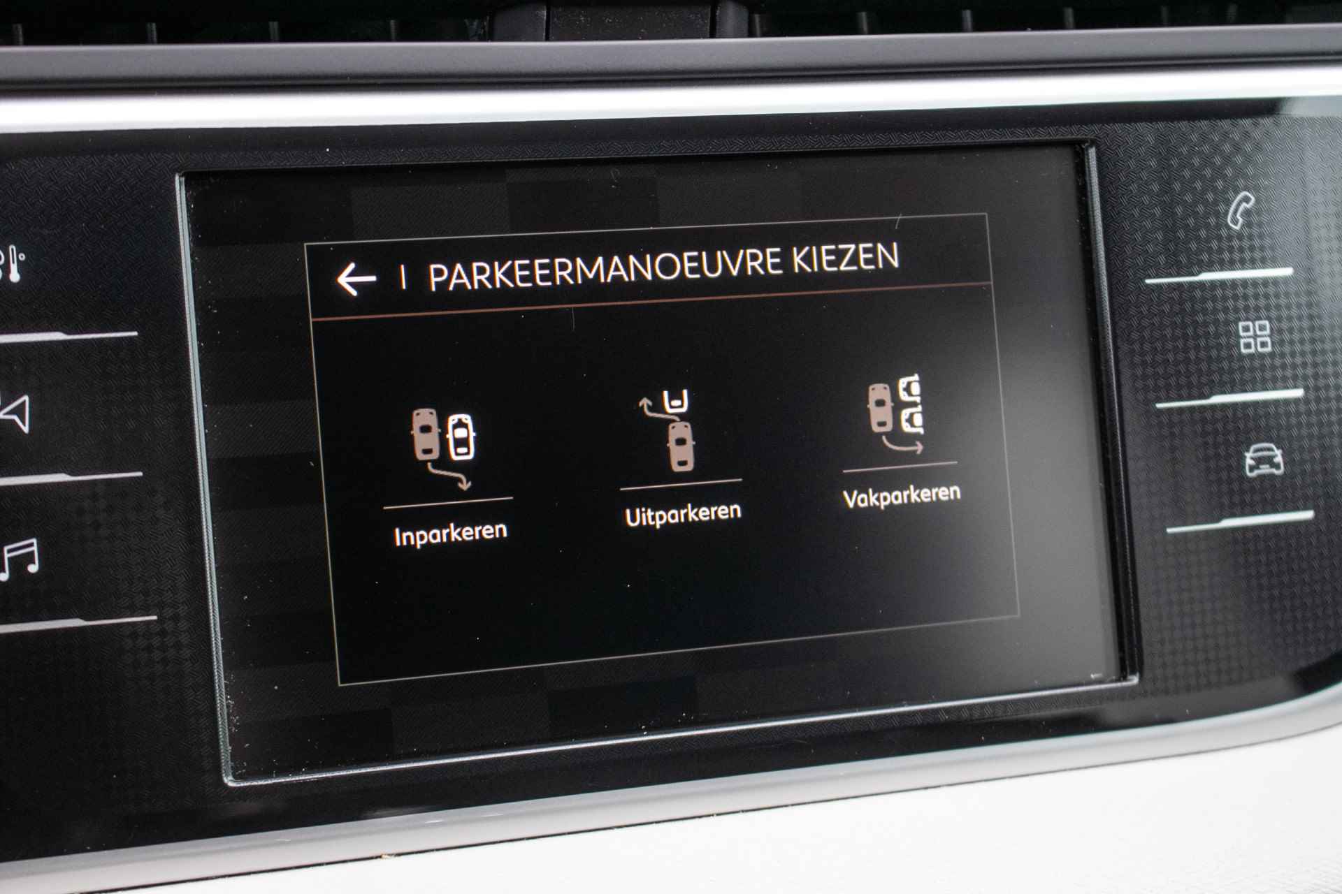 Citroën C4 Picasso 1.2 PureTech automaat Feel All-in rijklaarprijs | Nav | Clima | Massagestoelen | Trekhaak - 24/47