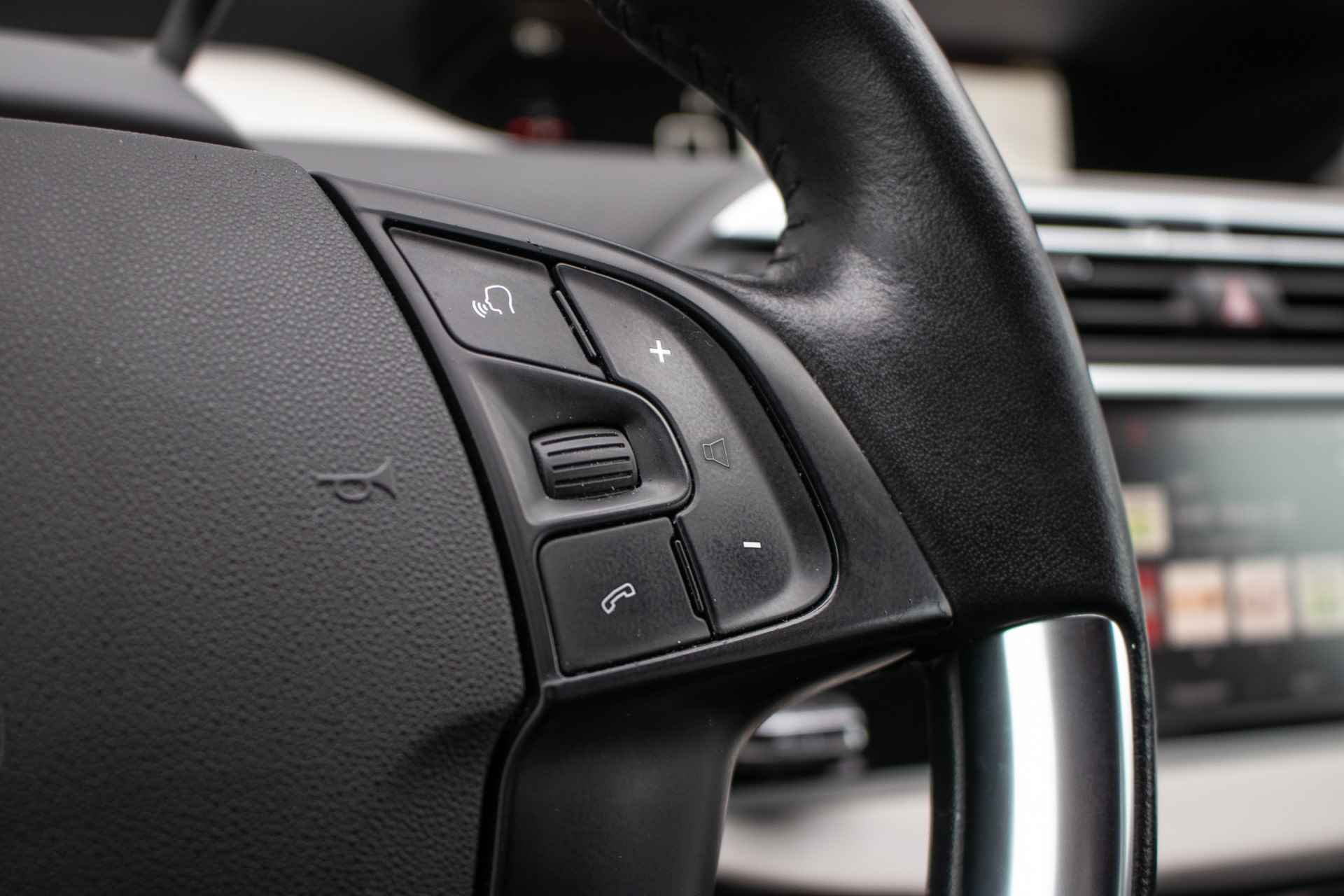 Citroën C4 Picasso 1.2 PureTech automaat Feel All-in rijklaarprijs | Nav | Clima | Massagestoelen | Trekhaak - 27/47
