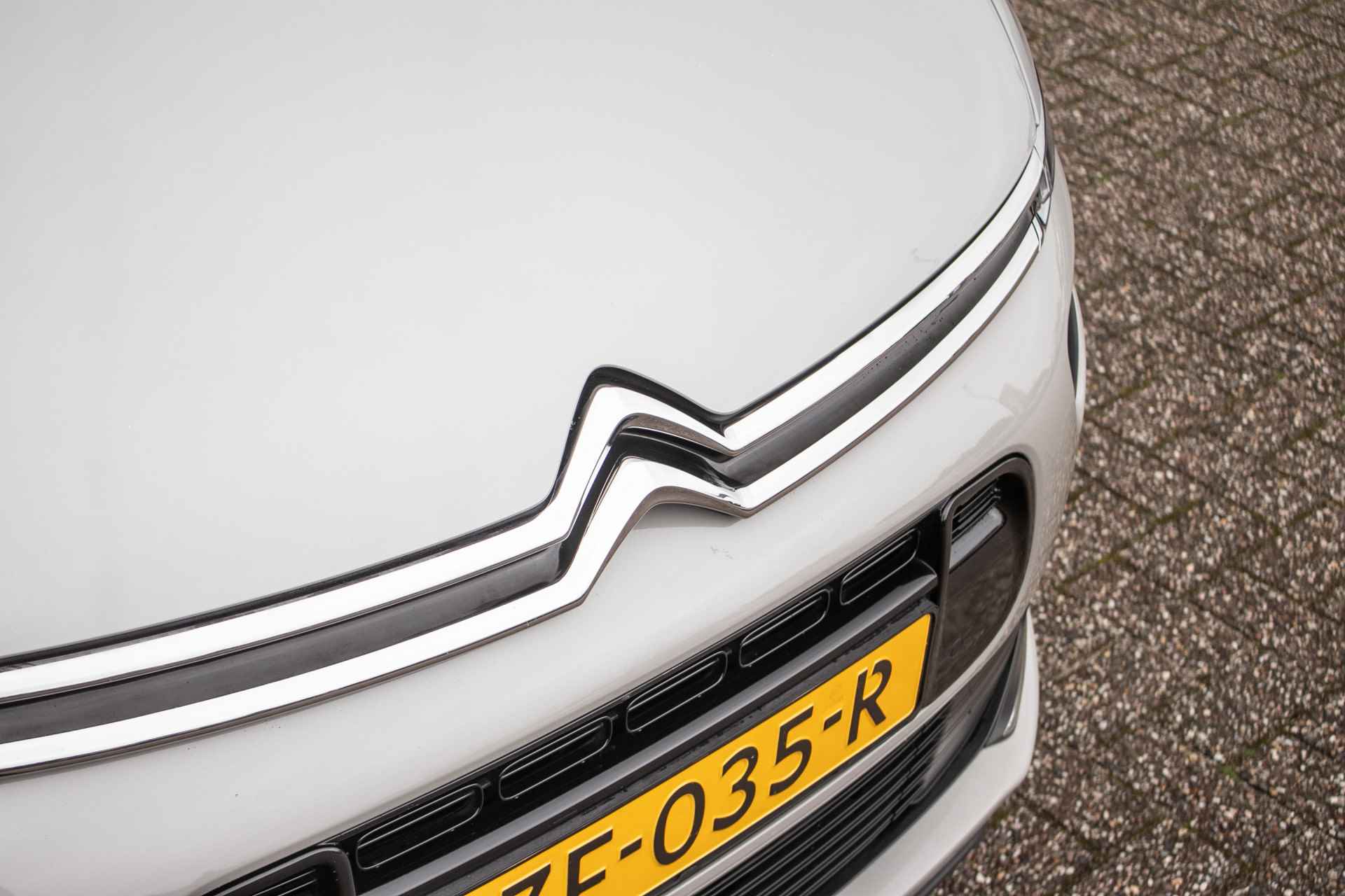 Citroën C4 Picasso 1.2 PureTech automaat Feel All-in rijklaarprijs | Nav | Clima | Massagestoelen | Trekhaak - 36/47