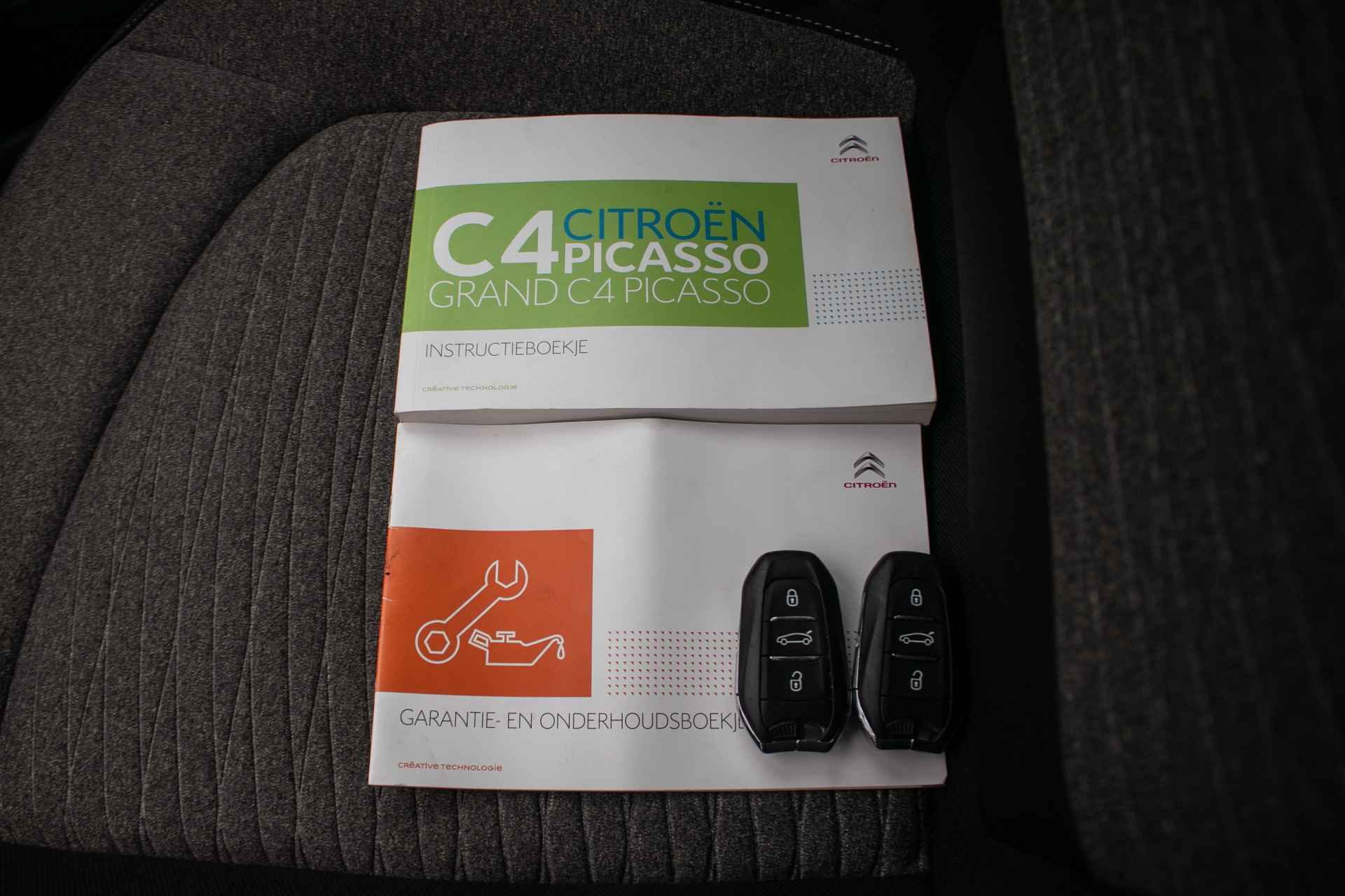 Citroën C4 Picasso 1.2 PureTech automaat Feel All-in rijklaarprijs | Nav | Clima | Massagestoelen | Trekhaak - 42/47