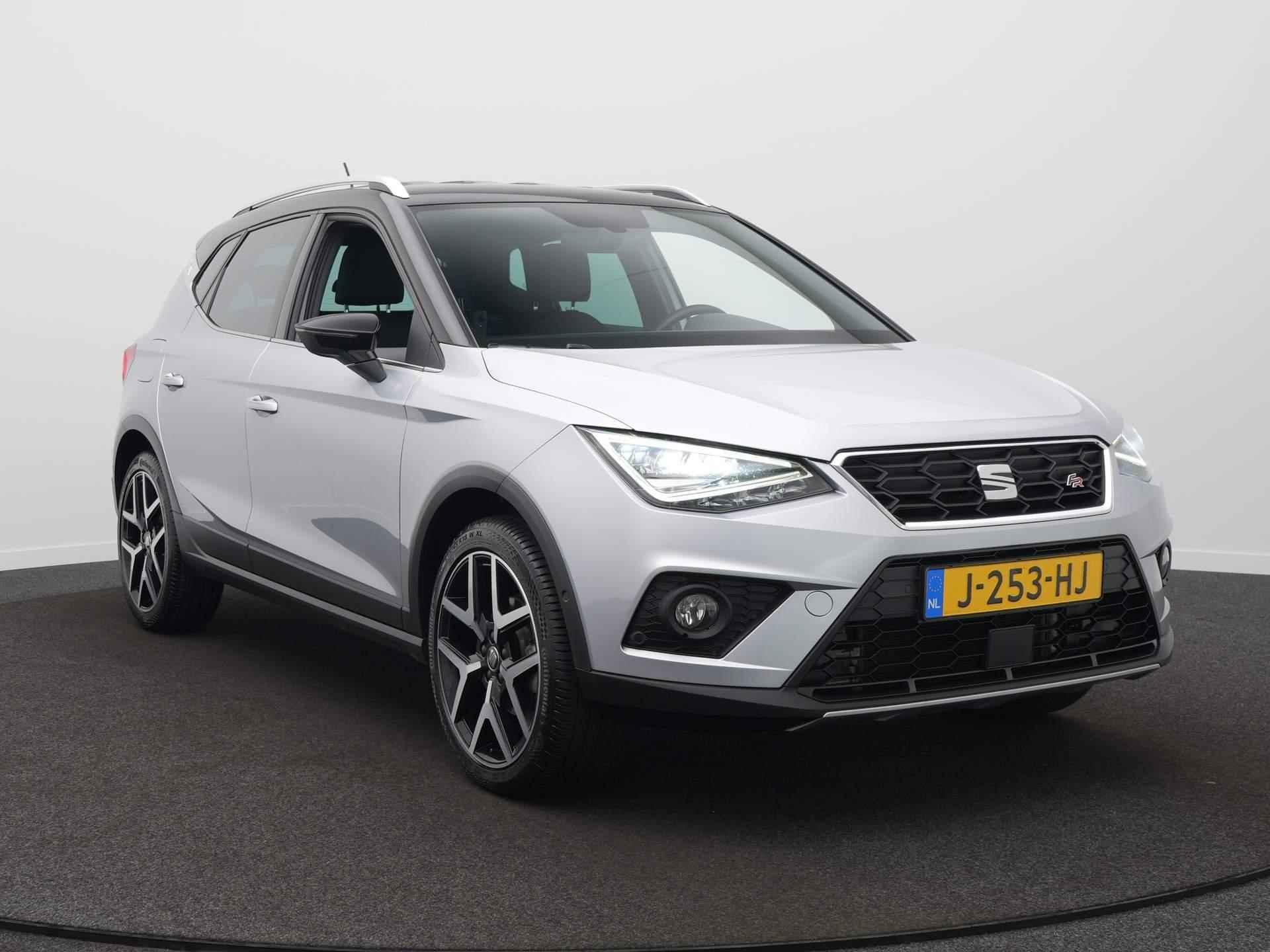 SEAT Arona 1.5 TSI EVO FR Business Intense / ACC / Navigatie / Sensoren - 3/42