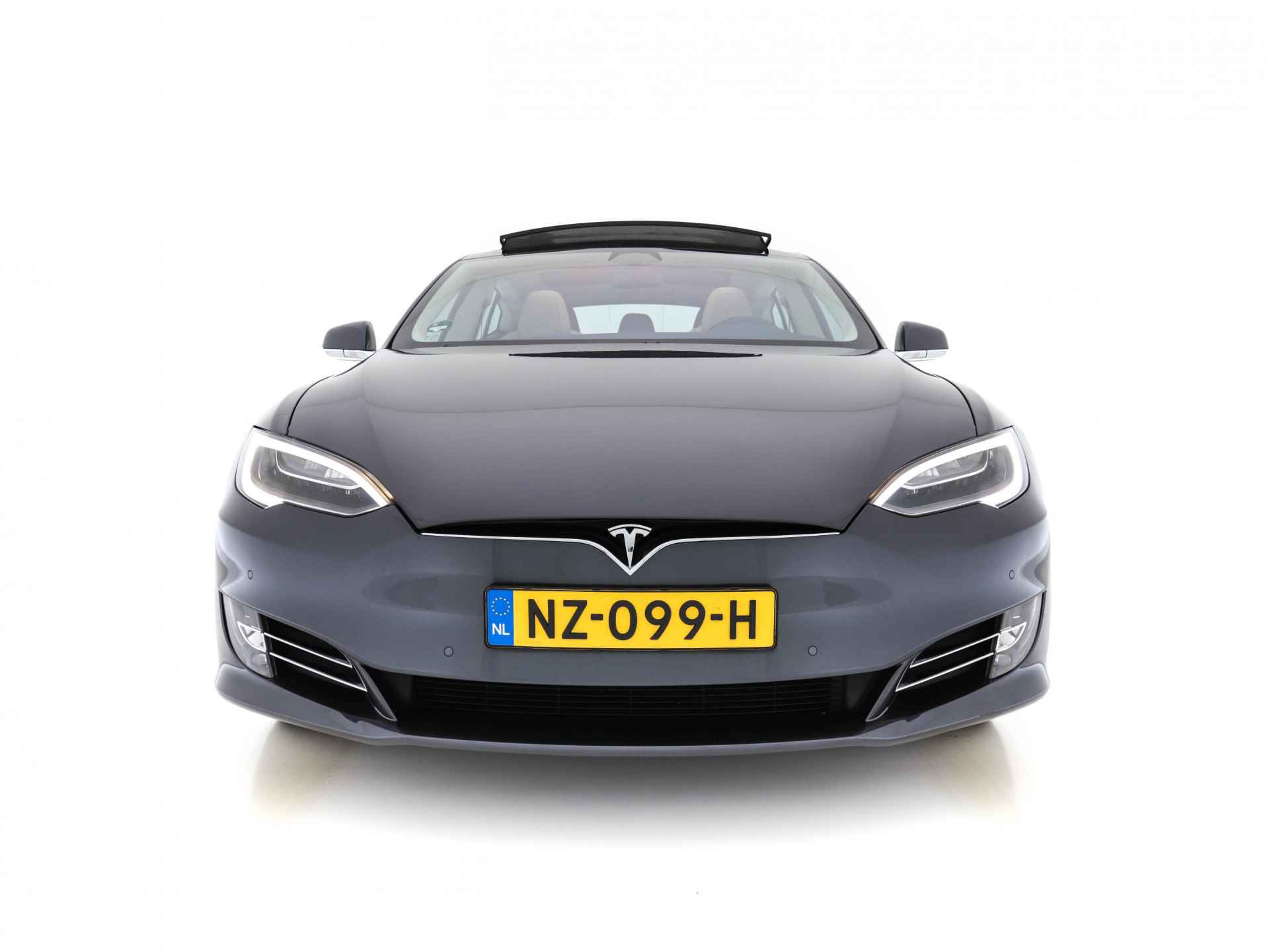 Tesla Model S 235 kw Base Premium-Pack Sound-Studio-Pack [ 3-Fase ] (INCL-BTW) *PANO | NAPPA-VOLLEDER |  FULL-LED | NAVI-FULLMAP | SURROUND-VIEW | KEYLESS |  AUTO-PILOT | LANE-ASSIST | DAB | VIRTUAL-COCKPIT | SPORT-SEATS | 19"ALU* - 2/31