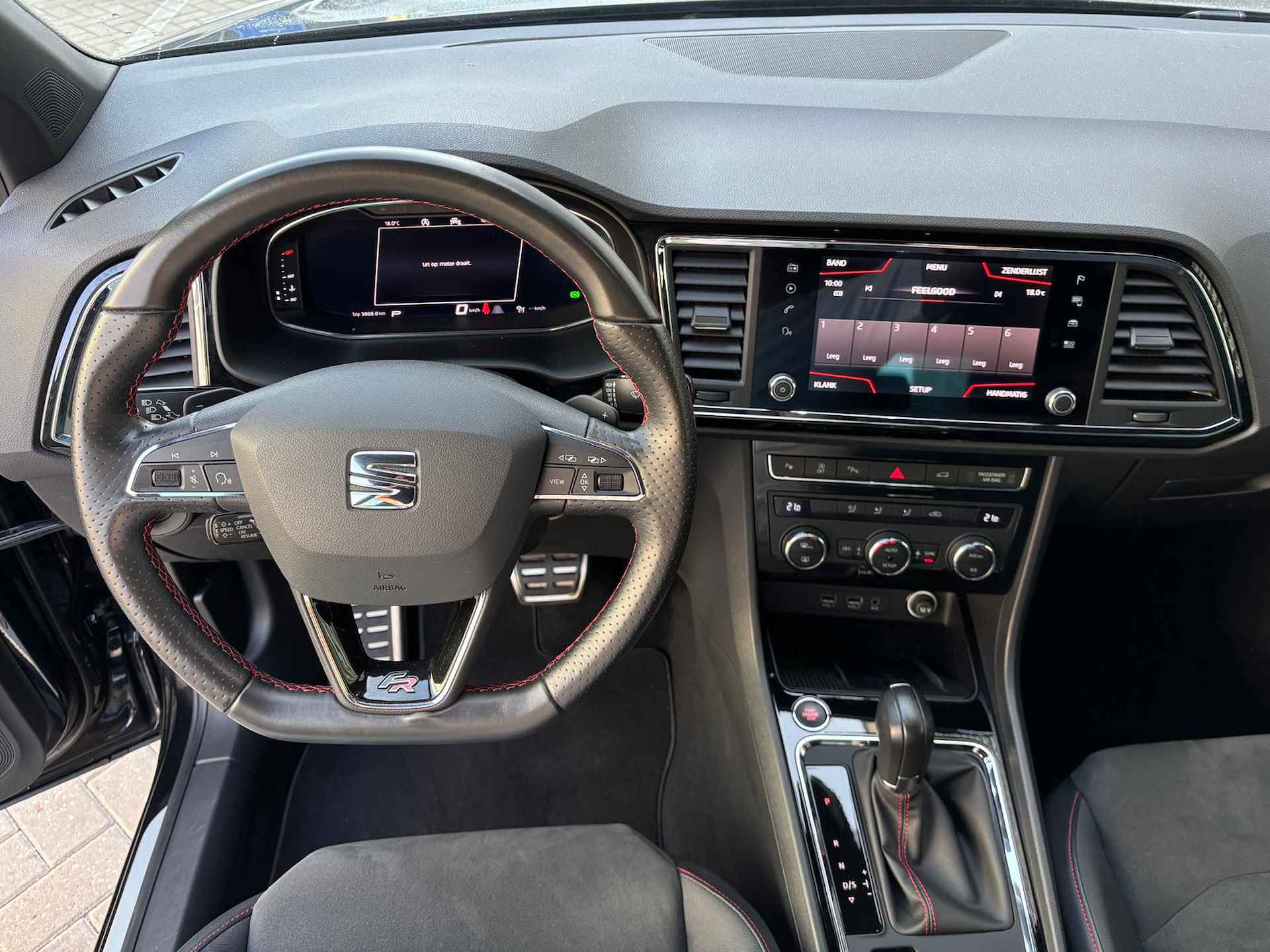 SEAT Ateca 1.5 TSI FR Business Intense DSG/ Metallic/ Digitale cockpit/ Panoramadak/ Led/ 19 lmv P4 - 18/31