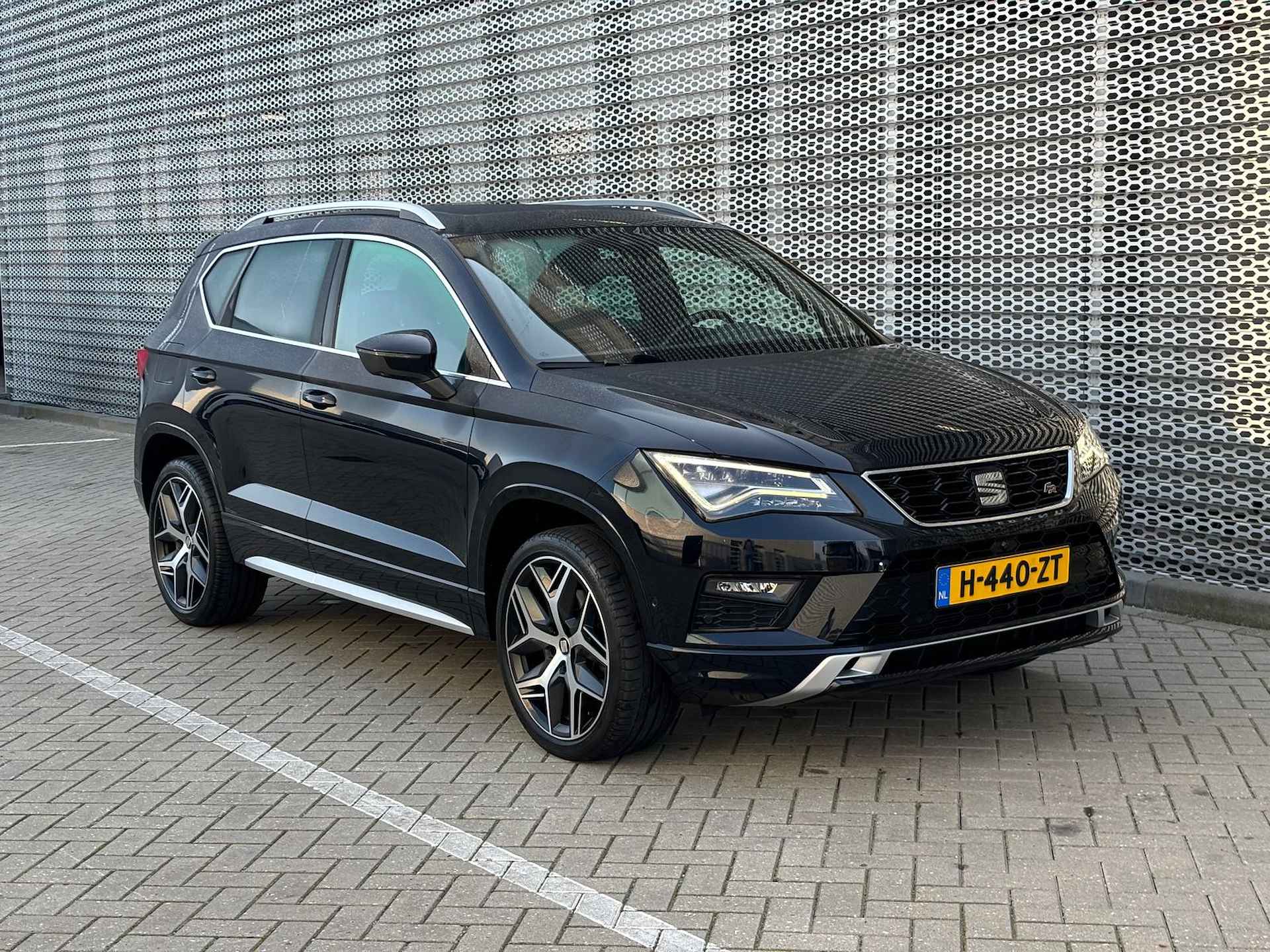 SEAT Ateca 1.5 TSI FR Business Intense DSG/ Metallic/ Digitale cockpit/ Panoramadak/ Led/ 19 lmv P4 - 26/31