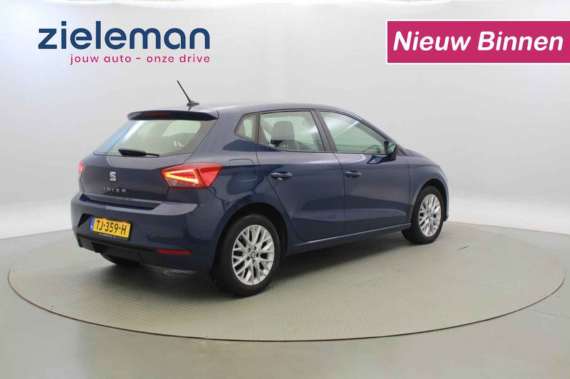 SEAT Ibiza 1.6 TDI Style - Navi, Clima - 3/20