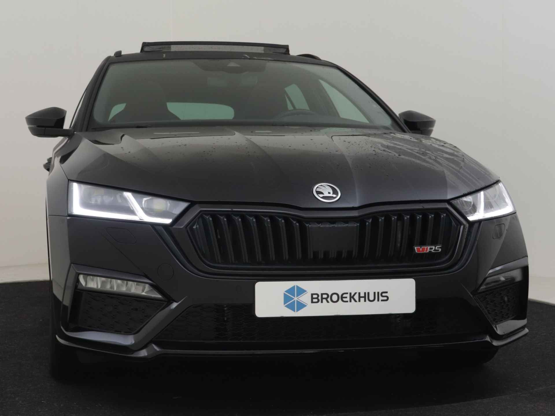 Škoda Octavia Combi 1.4 TSI 245PK RS iV PHEV Business | Panorama Dak | Stoelverwarming | Dodehoekdetectie | Matrix LED Koplampen | 18''LMV - 28/40