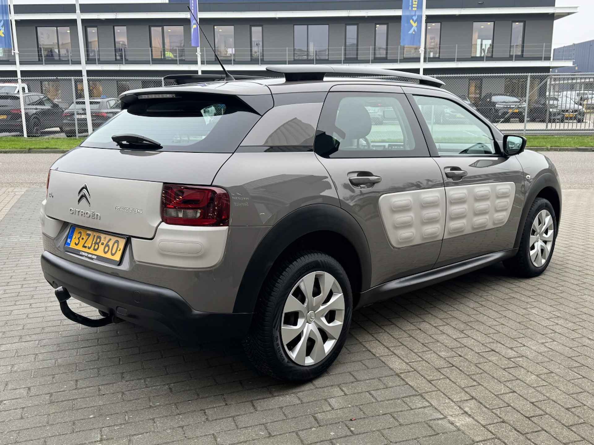 Citroen C4 Cactus 1.2 e-VTi Feel | Automaat | Dealer onderhouden | Trekhaak! | Air - 5/28