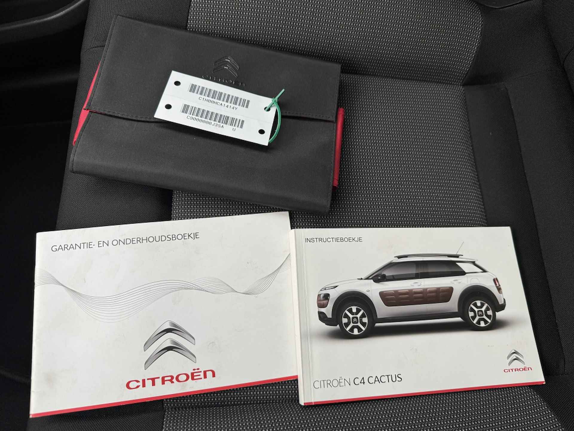 Citroen C4 Cactus 1.2 e-VTi Feel | Automaat | Dealer onderhouden | Trekhaak! | Air - 24/28