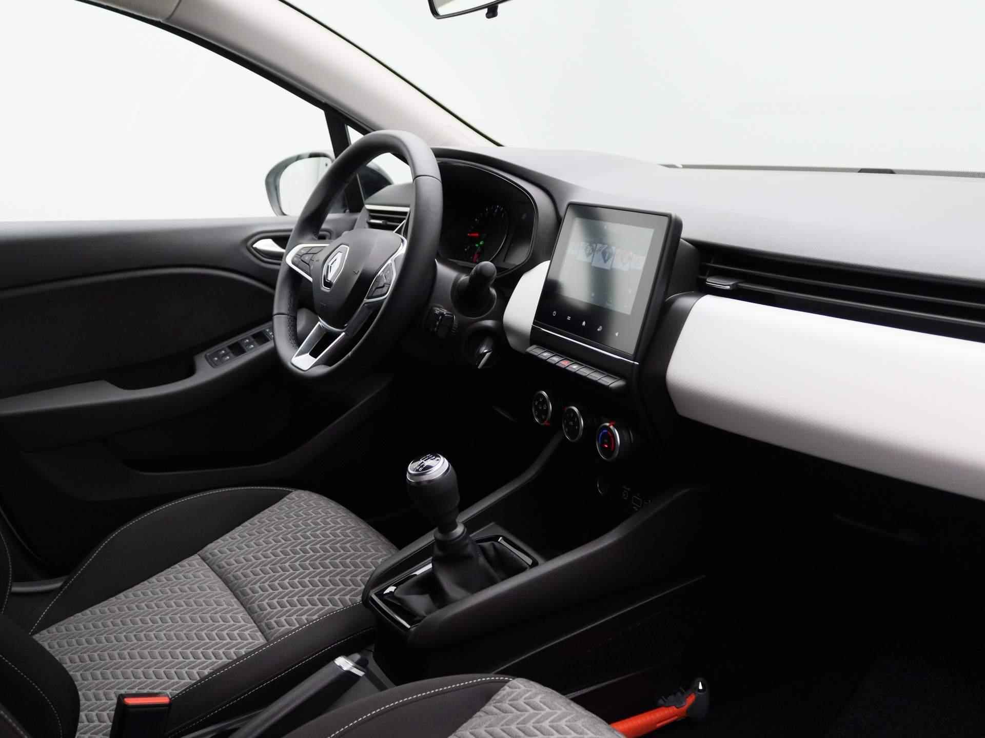 Renault Clio 1.0 TCe 90Pk Evolution | Navigatie | Apple & Android Carplay | Airco | Parkeersensoren & Blindspot | Automatische Verlichting & Regensensoren | LED | Privacy Glass & Lichtmetalen Velgen | - 32/37