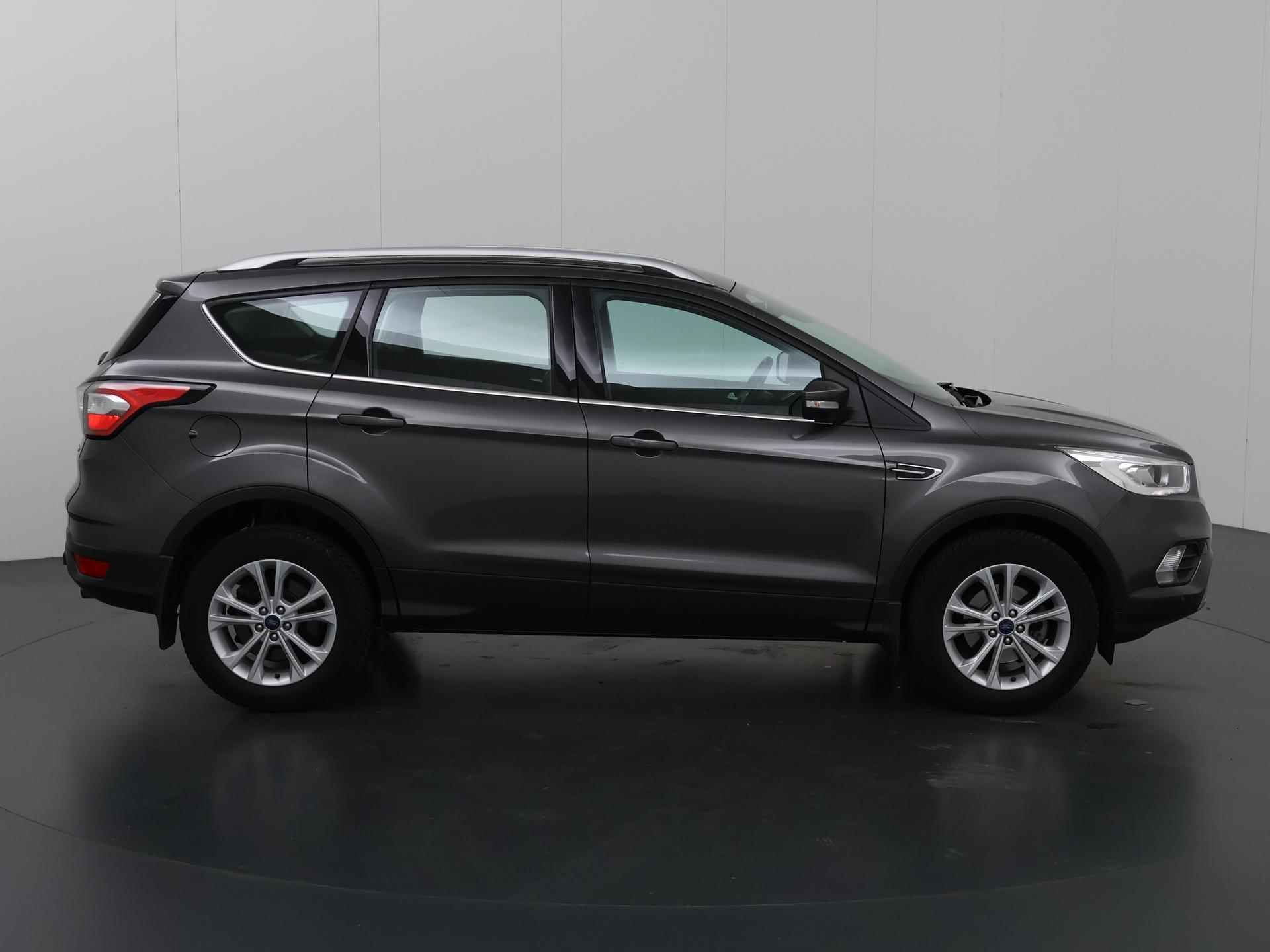 Ford Kuga 1.5 EcoBoost Titanium | Climate Control | Elekt. Bestuurdersstoel | Winterpack | Navigatie | - 7/38