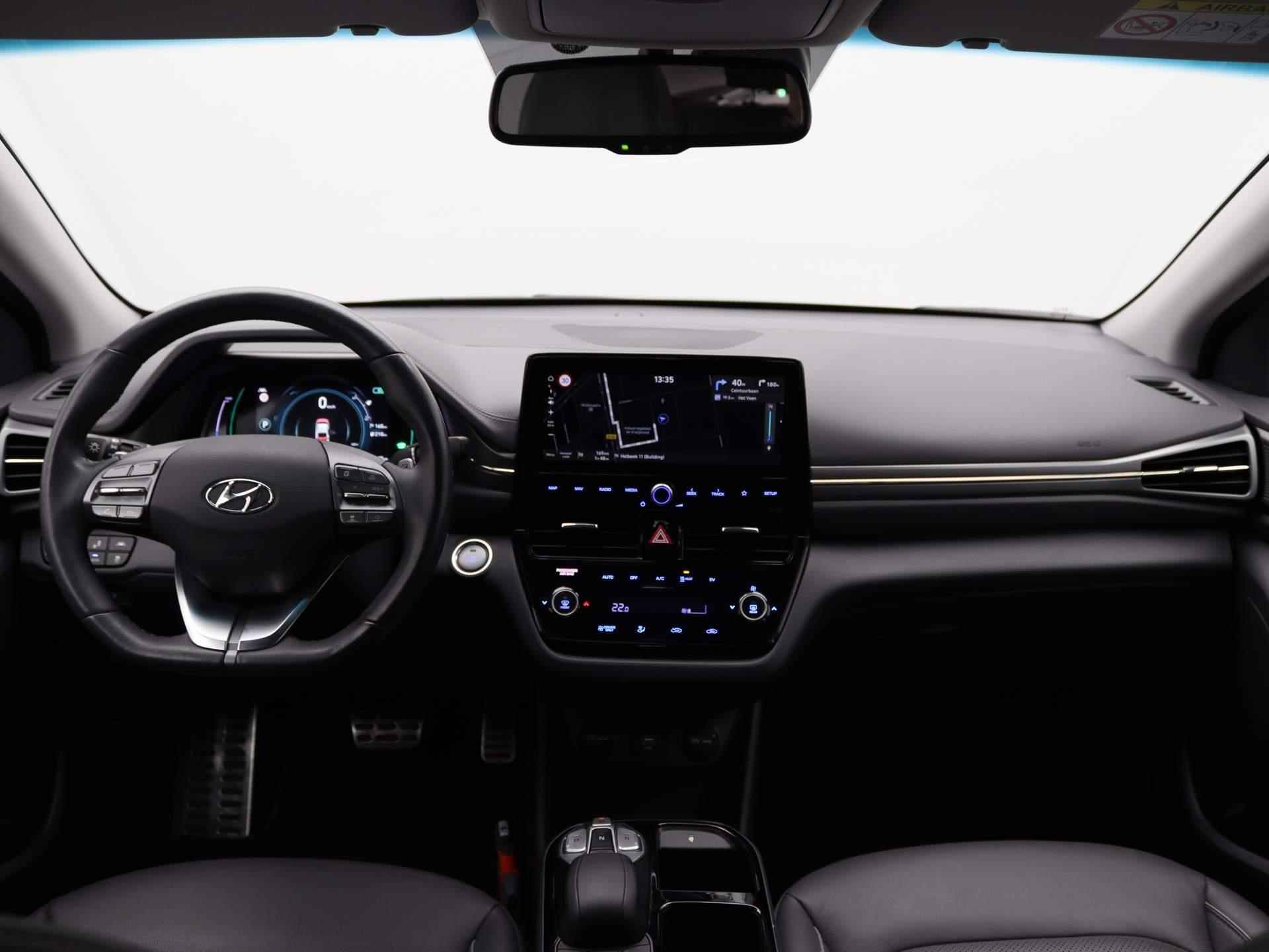 Hyundai IONIQ Premium EV 38 kWh | SEPP subsidie mogelijk | Airco | Cruise Control | Lederen bekleding | Navigatie | LED | - 32/51