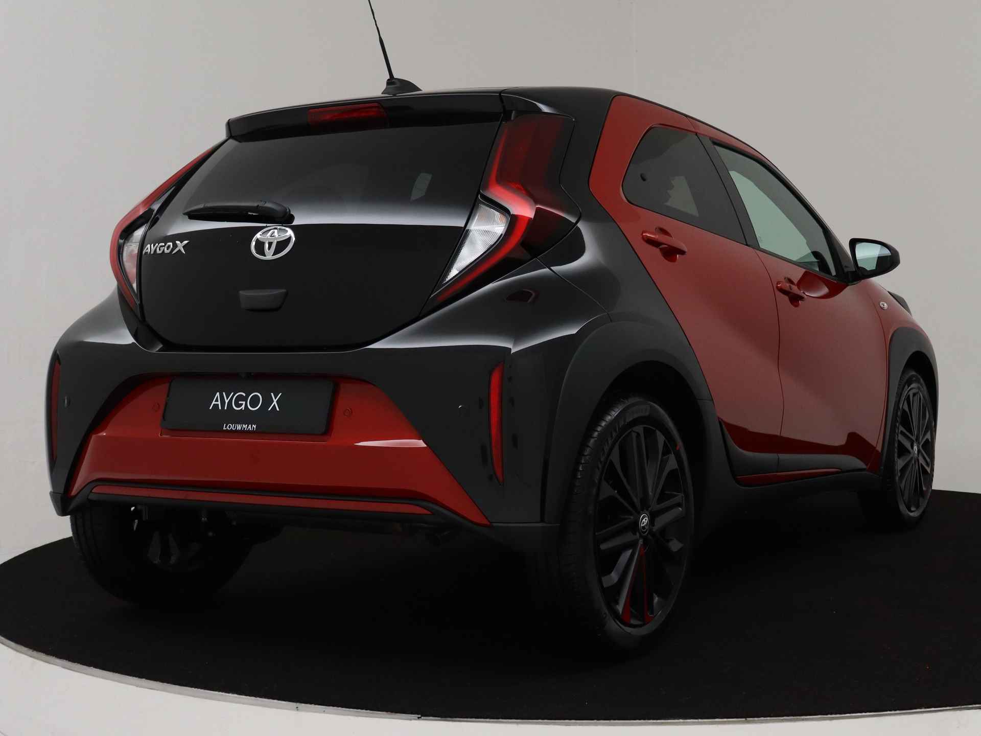 Toyota Aygo X 1.0 VVT-i MT Premium | Design Pack | - 3/38