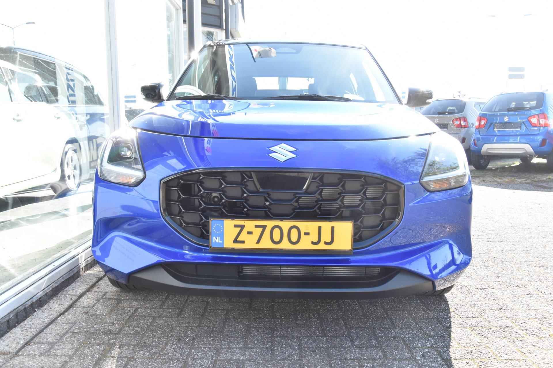 Suzuki SWIFT 1.2 Style Smart Hybrid - 4/24