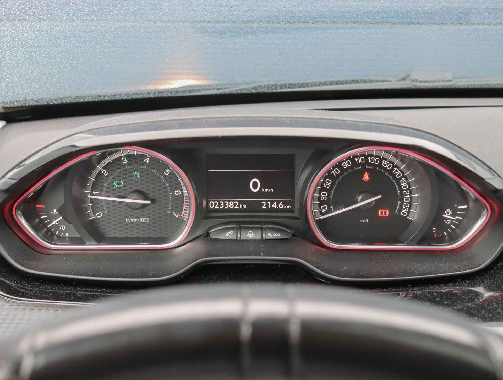Peugeot 2008 1.2 130 PK GT-Line | Cruise Control | Navigatie | Airco - 21/49