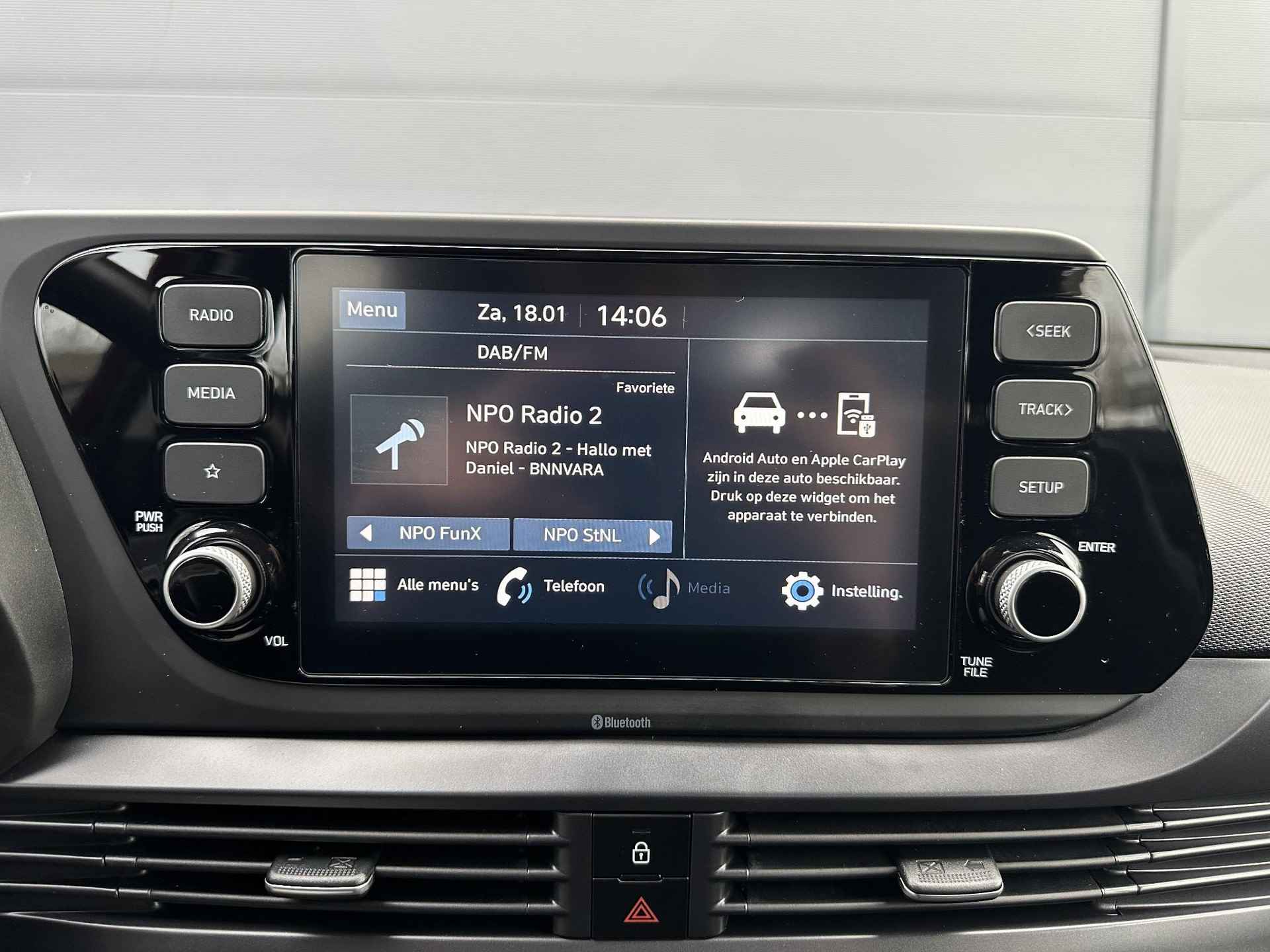 Hyundai i20 1.0 T-GDI Comfort / Trekhaak / Blindspot / Achteruitrij Camera / Apple Carplay & Android Auto / Cruise Control / - 36/37