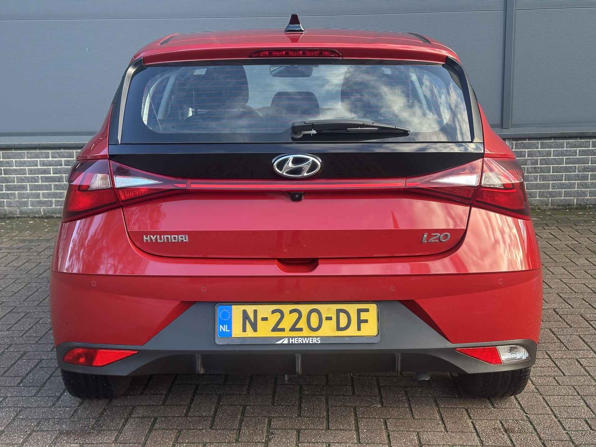 Hyundai i20 1.0 T-GDI Comfort / Trekhaak / Blindspot / Achteruitrij Camera / Apple Carplay & Android Auto / Cruise Control / - 25/37