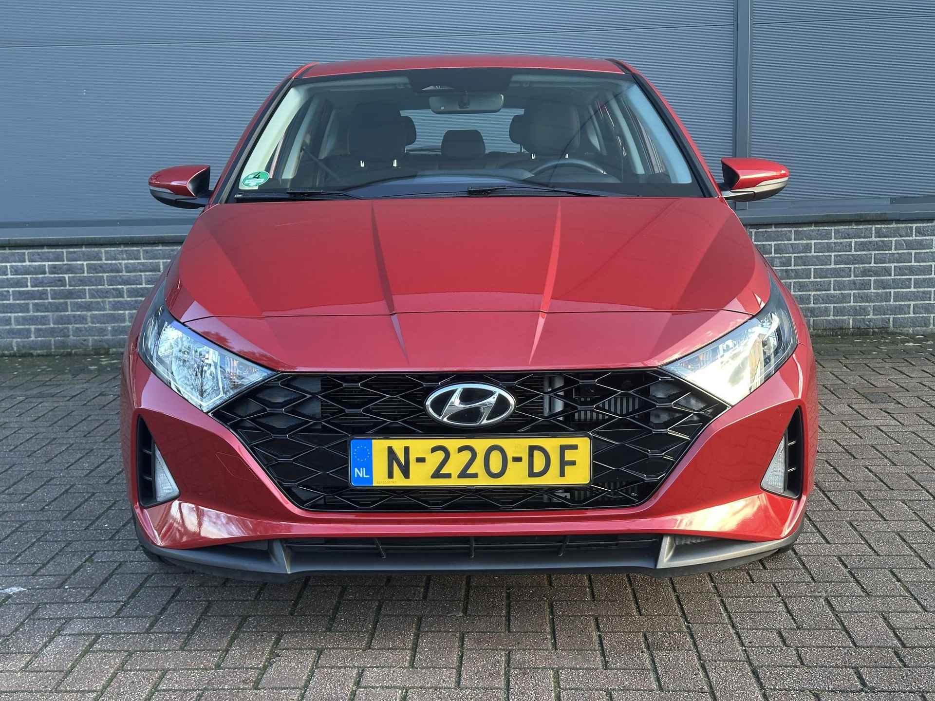 Hyundai i20 1.0 T-GDI Comfort / Trekhaak / Blindspot / Achteruitrij Camera / Apple Carplay & Android Auto / Cruise Control / - 28/37