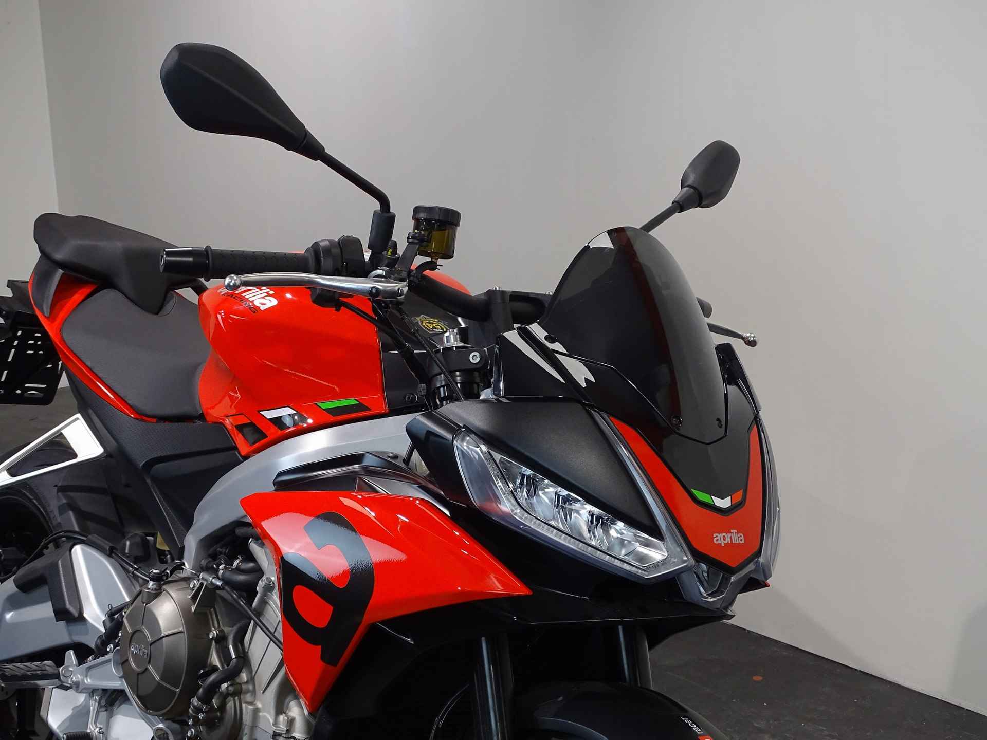 Aprilia TUONO 660 - 3/12