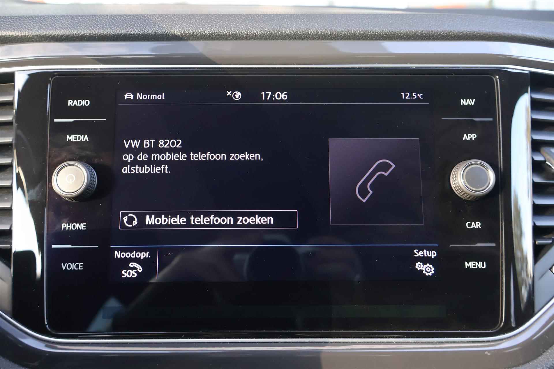 Volkswagen T-Roc 1.5 TSI R-Line 150pk | ACC | Carplay | Camera | Virtual | Sfeer | Navi | 1e Eigenaar - 30/41