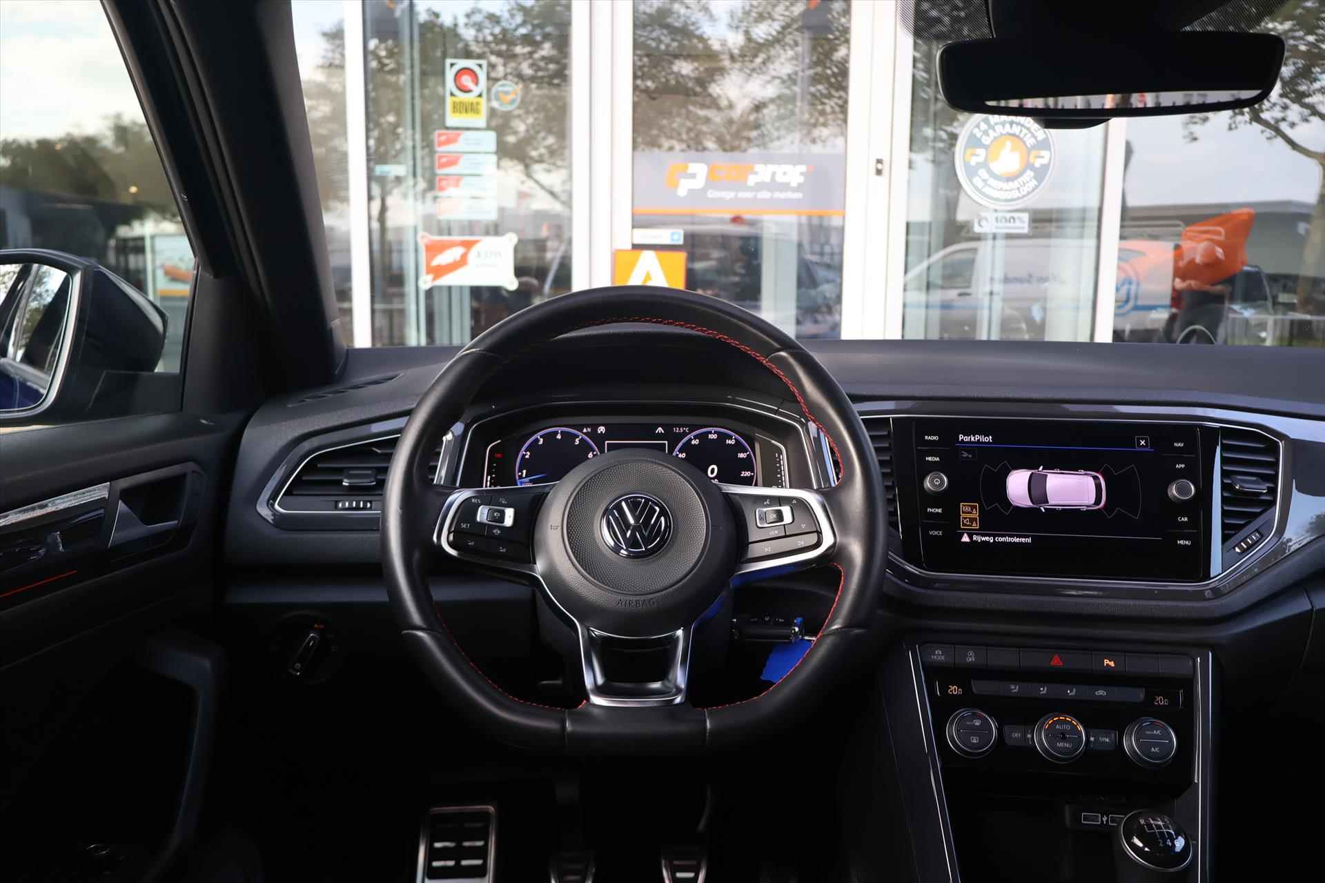 Volkswagen T-Roc 1.5 TSI R-Line 150pk | ACC | Carplay | Camera | Virtual | Sfeer | Navi | 1e Eigenaar - 5/41