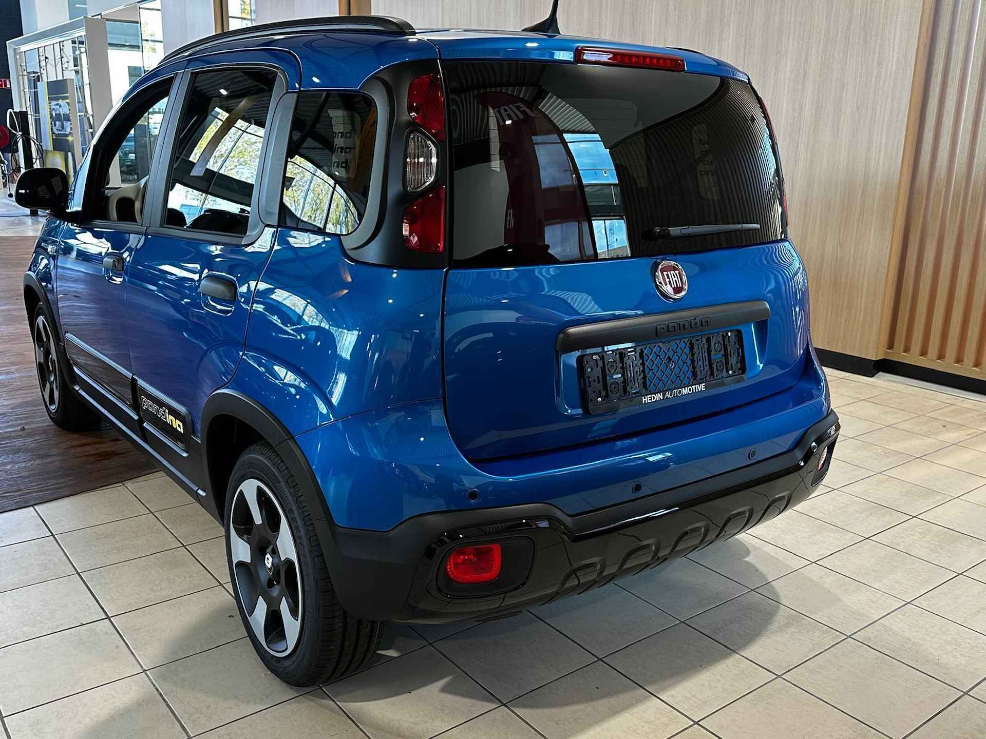 Fiat Panda Pandina 1.0 AIRCO | APPLE CARPLAY EN ANDROID AUTO | CRUISECONTROL | LICHT EN REGENSENSOR | SHOWROOMMODEL - 7/16