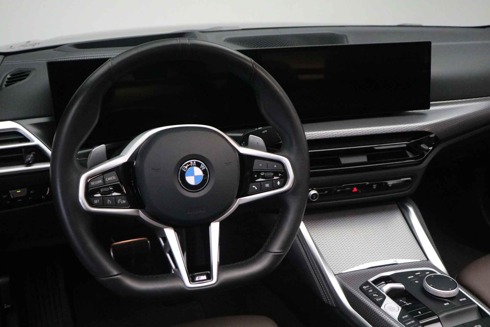 BMW 4 Serie Cabrio 430i xDrive High Executive M Sport Automaat / Comfort Access / Stoelverwarming / Adaptieve LED / Parking Assistant Plus / Live Cockpit Professional / Cruise Control - 15/21