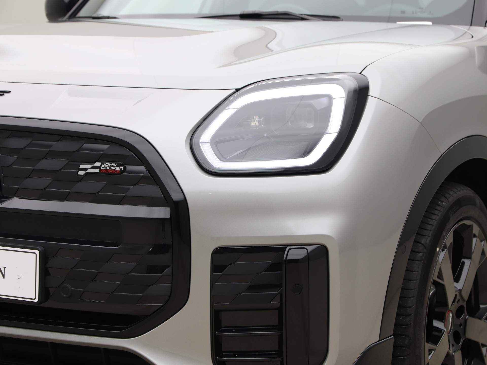 MINI Countryman E John Cooper Works Pakket L OPERATIONAL LEASE EUR 661,- excl. BTW (60 mnd/10.000 km) - 21/27