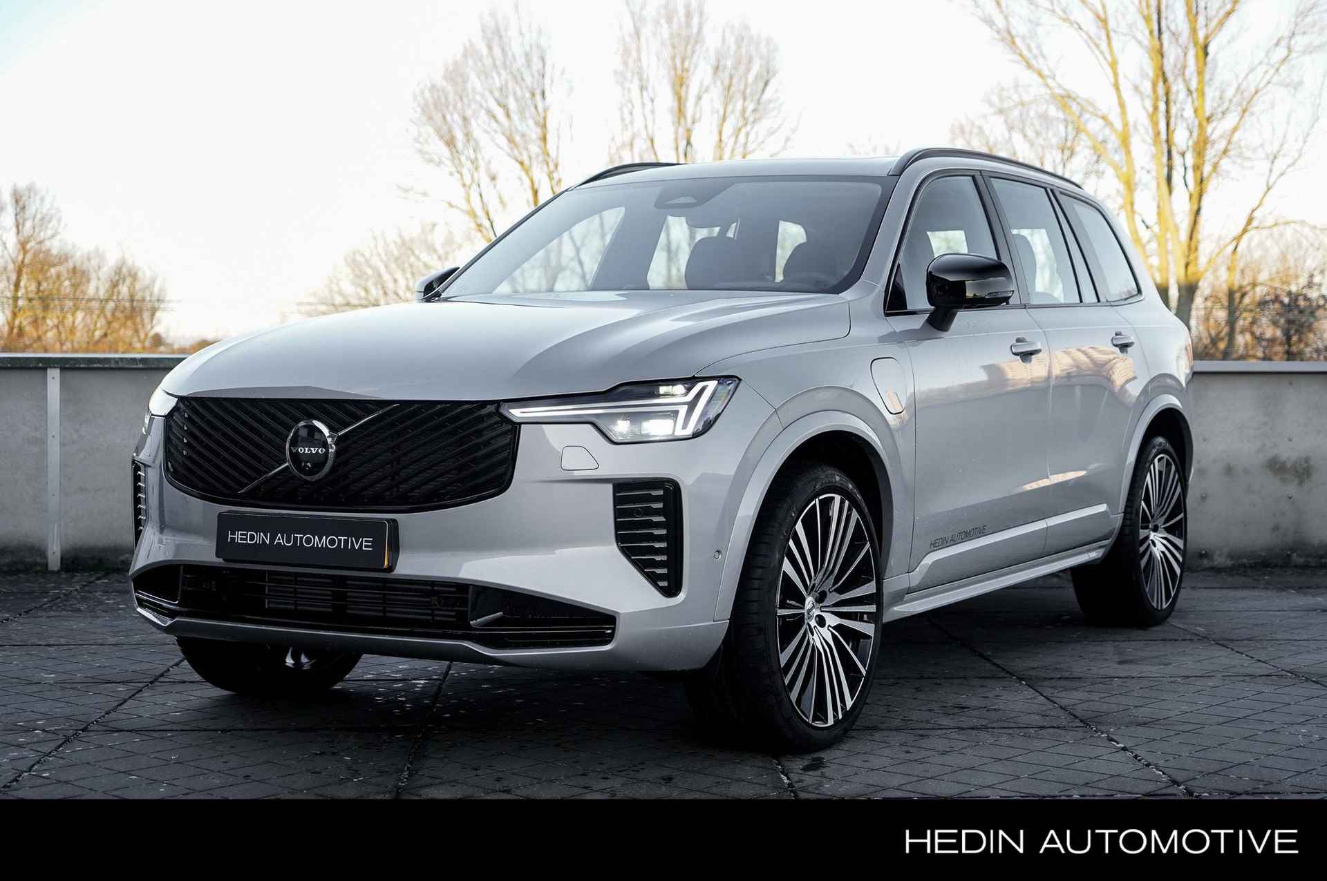 Volvo XC90 2.0 T8 Plug-in hybrid AWD Ultra Dark Bowers & Wilkins | Actieve Luchtvering | Voorstoelen Verwarmd & Geventileerd | Panoramadak - 1/29