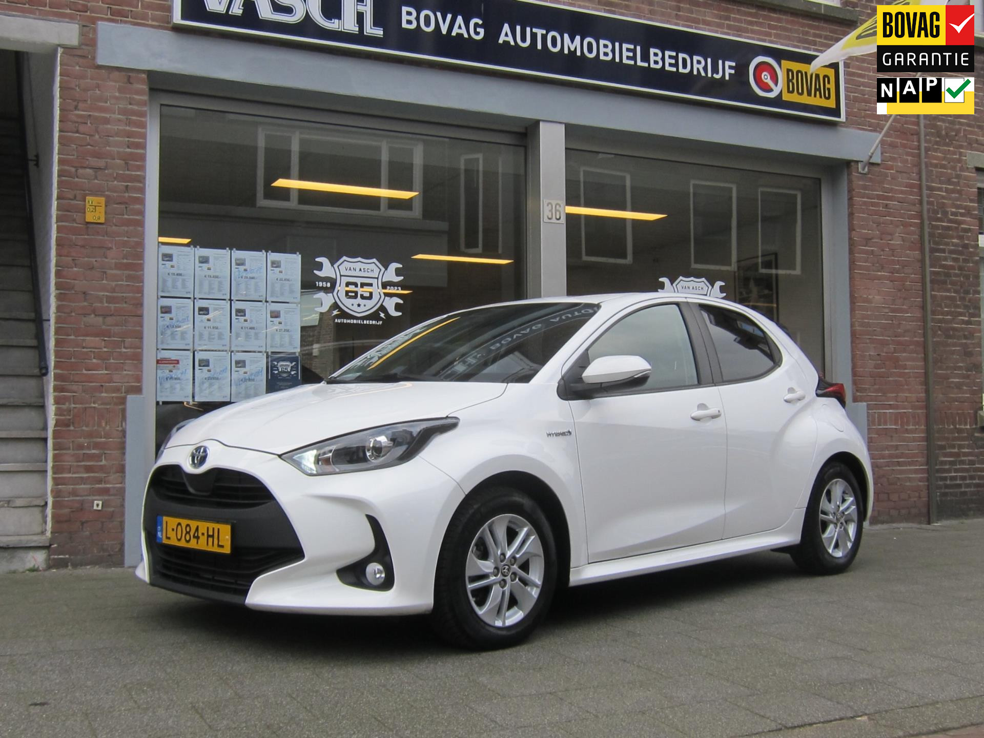 Toyota Yaris 1.5 Hybrid Dynamic All In Prijs Bovaggarantie