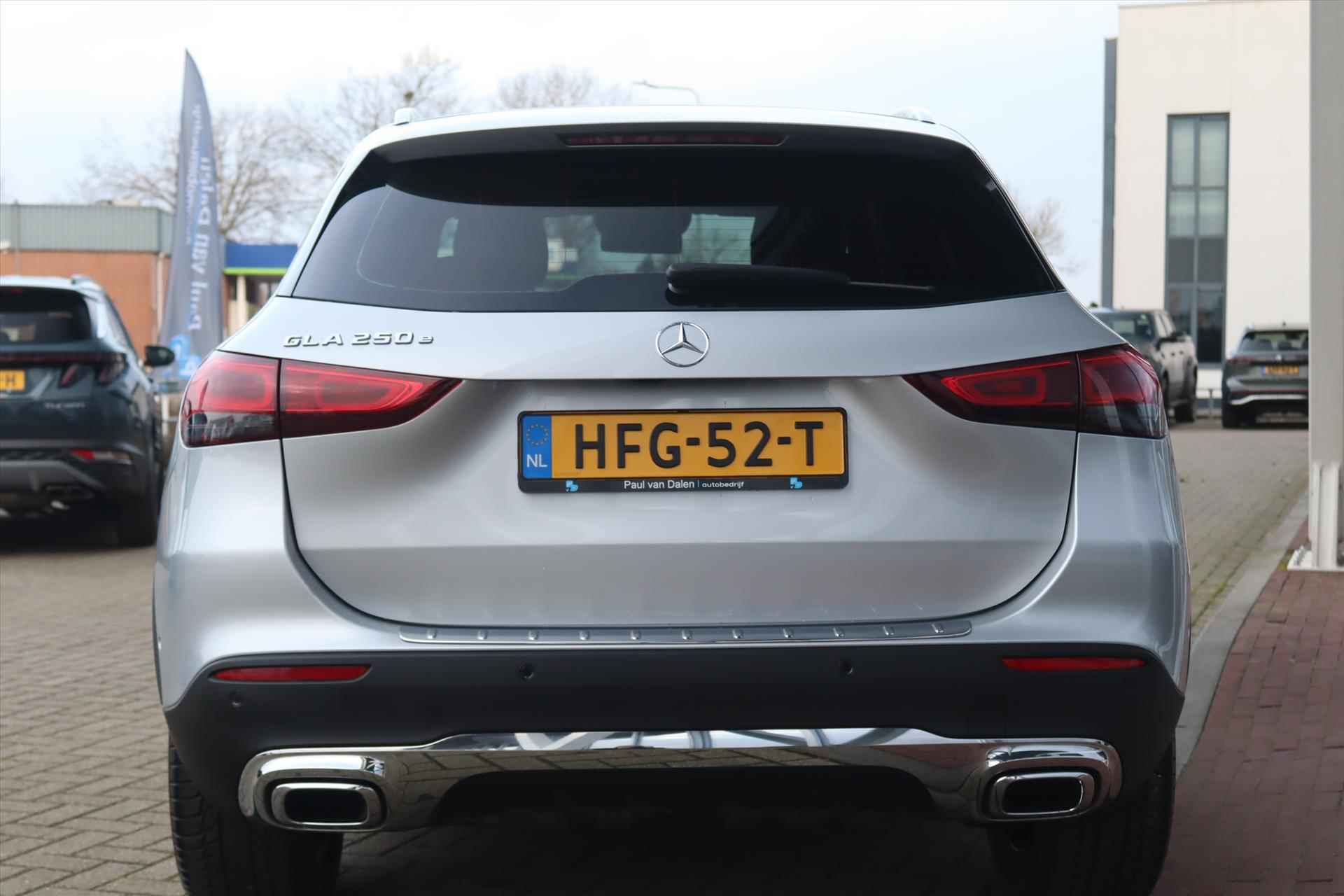 Mercedes GLA 250e 218PK AUTOMAAT STYLE Navi | Trekhaak | Adapt.Cruise | Widescreen | Sfeerverl. | Electr.Klep | Camera | Led | Carplay | 19 Inch Lm | - 48/68