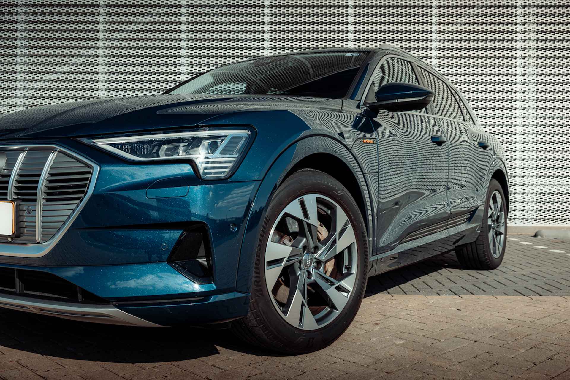 Audi e-tron 50 quattro Launch edition plus 71 kWh | Panoramadak | Leder | Memory | 20" LM velgen - 8/35