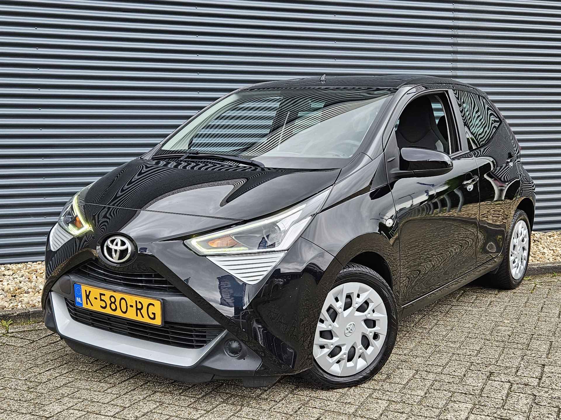 Toyota Aygo 1.0 VVT-i x-play | Camera | Airco | Apple Carplay - 26/38