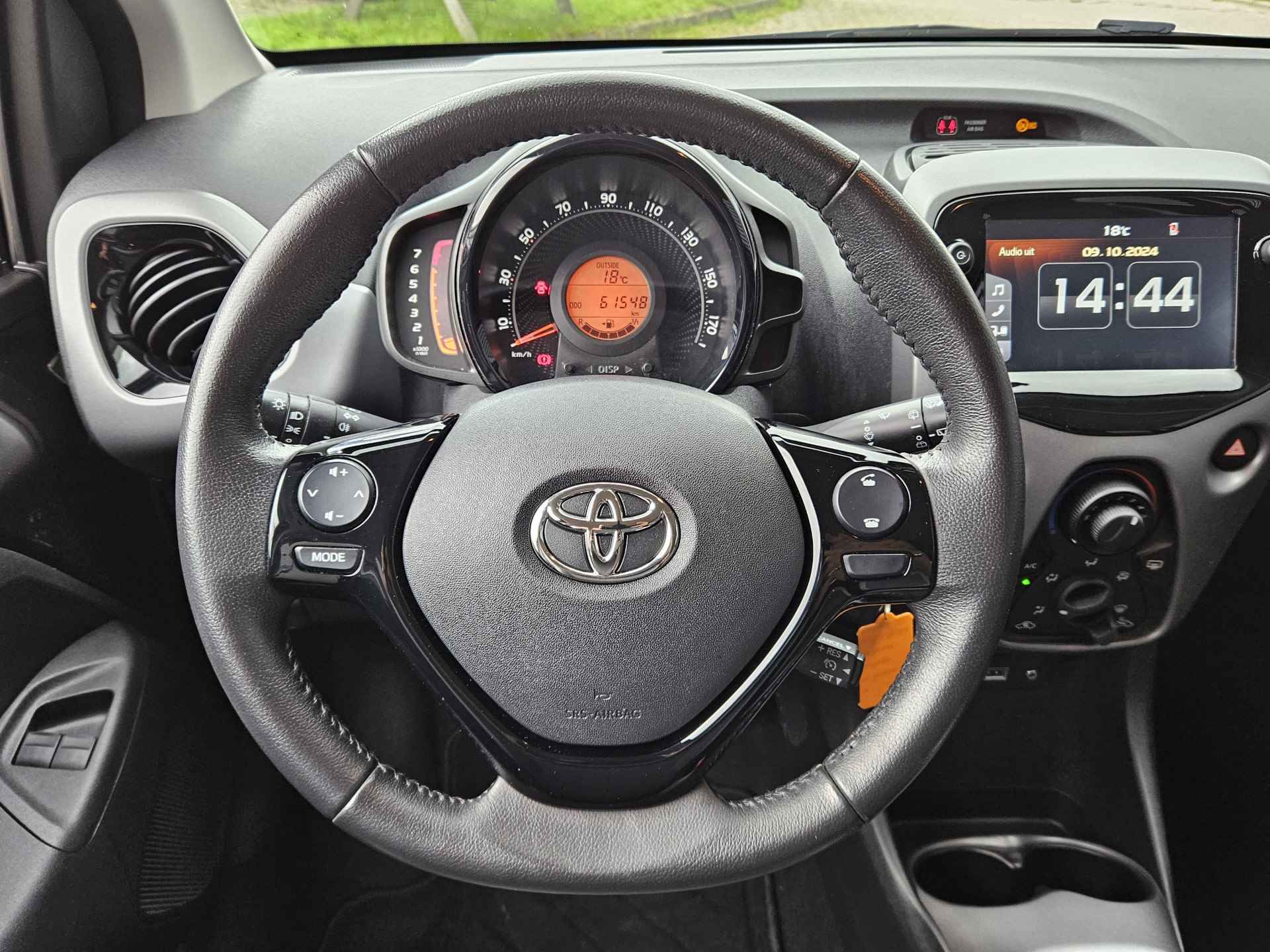 Toyota Aygo 1.0 VVT-i x-play | Camera | Airco | Apple Carplay - 31/38