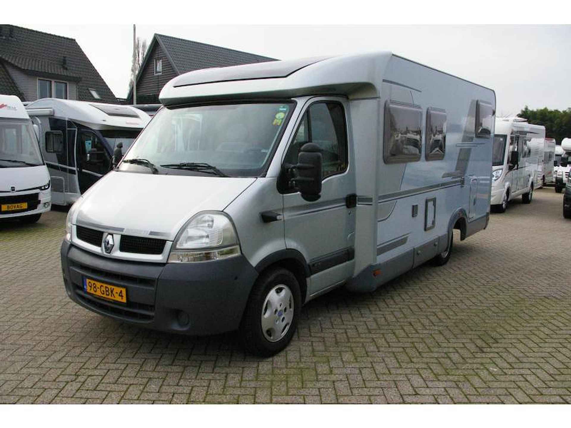 Knaus Sport Silver Line 650 TI Dwarsbed, Top indeling. - 4/16