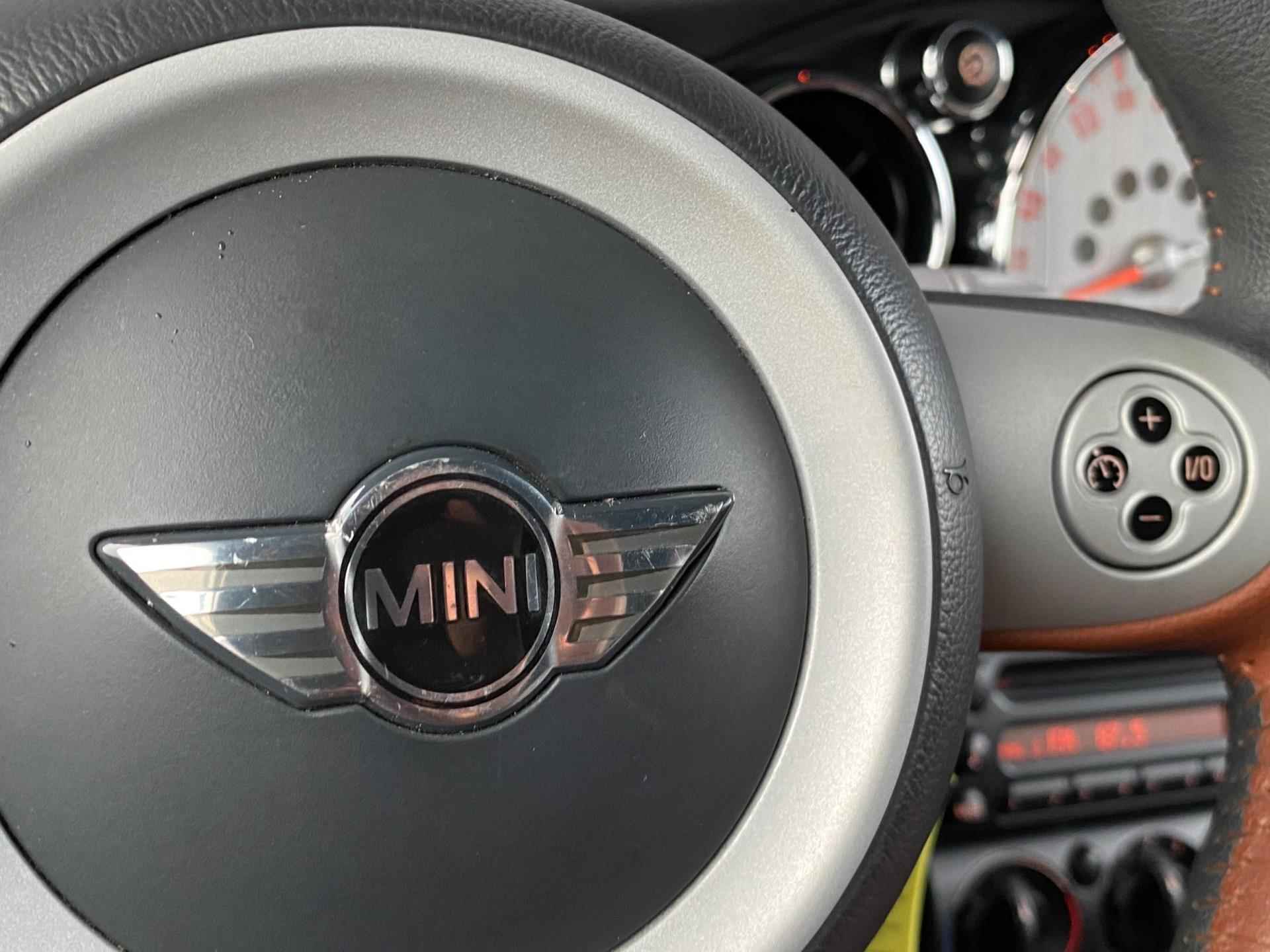 MINI Cabrio 1.6 Cooper Sidewalk | Leder interieur | Airco | Cruise Control | Garantie - 25/37