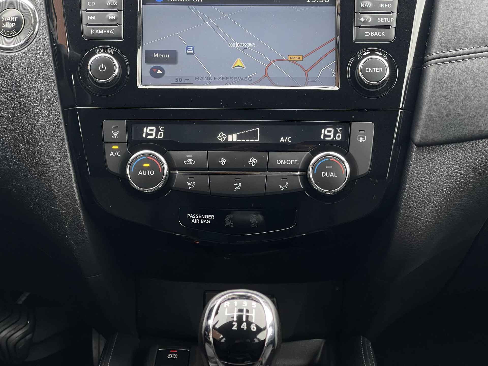 Nissan X-Trail 1.6 DIG-T N-Connecta | Panoramadak | Navigatie | 360° Camera | Keyless Entry | Elek. Achterklep | Cruise & Climate Control | DAB | Park. Sensoren | Rijklaarprijs! - 20/25