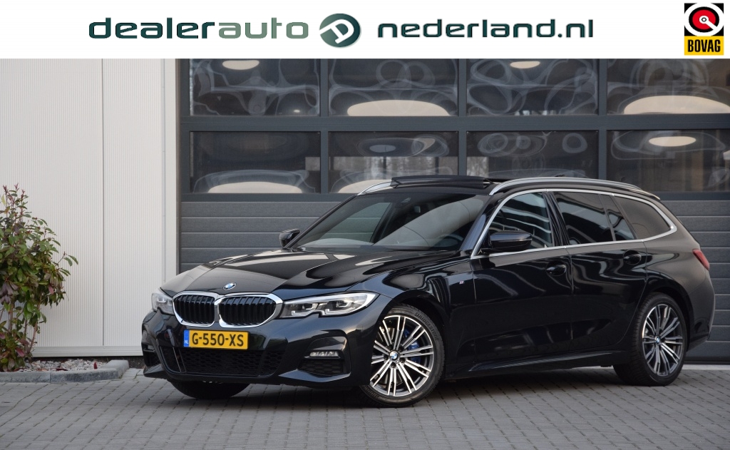 Bmw 3-serie Touring 330i High Executive Edition M-Sport | Harman Kardon | Panoramada