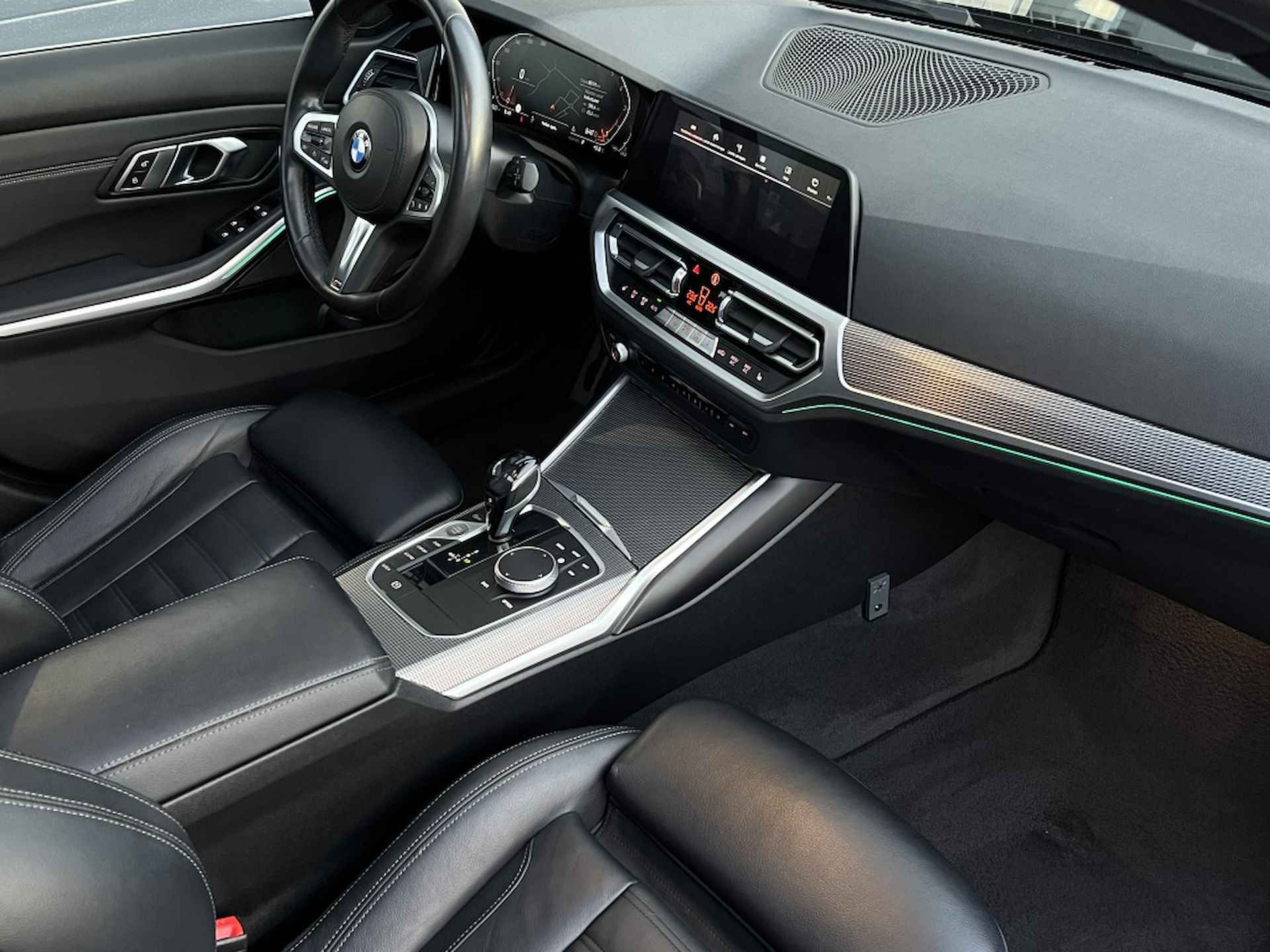 Bmw 3-serie Touring 330i High Executive Edition M-Sport | Harman Kardon | Panoramada - 23/29