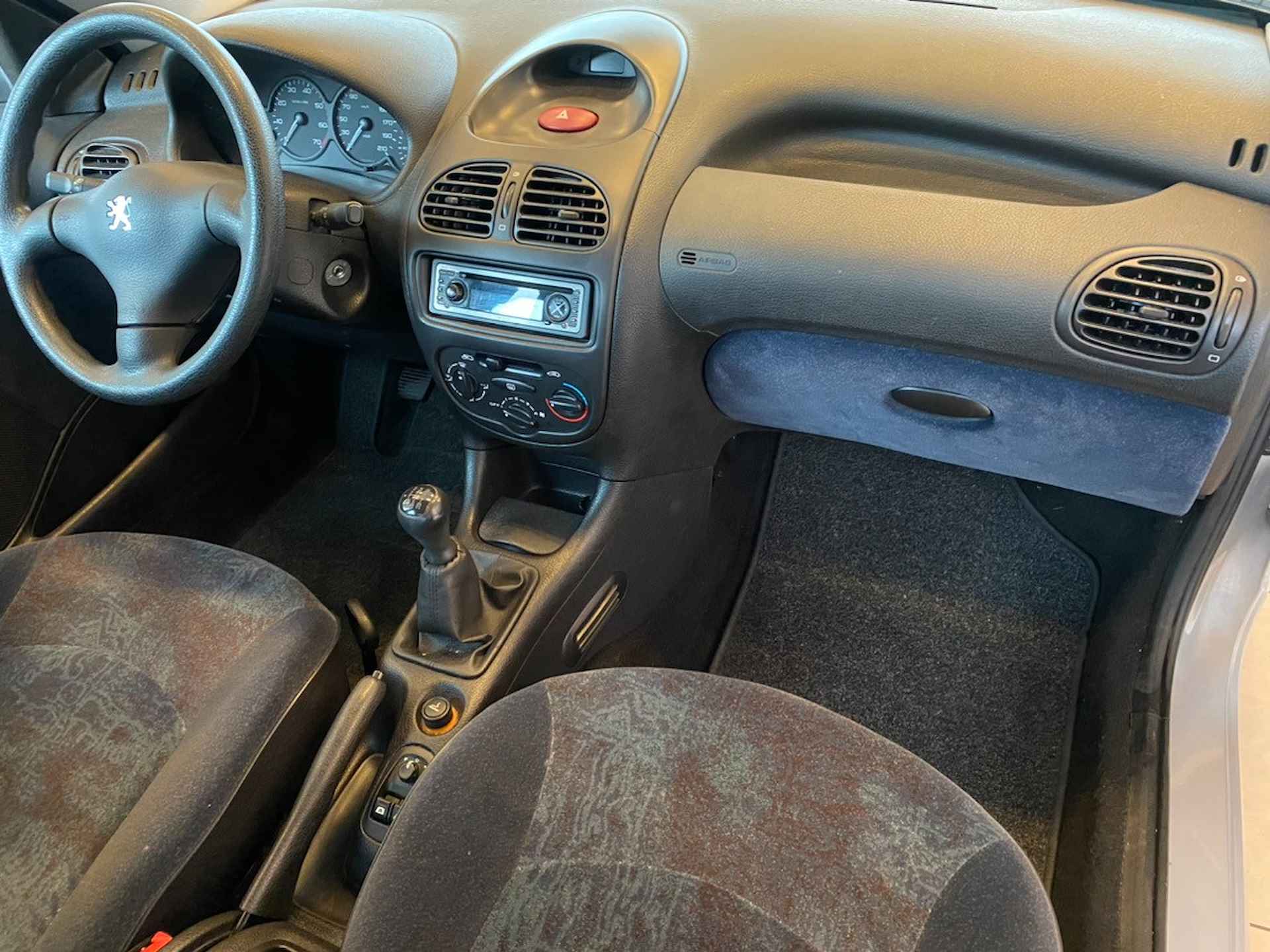 Peugeot 206 1.4 XT 5 Deurs,5 Zits,Elektrischpakket,Stuurbekrachting,Lagekilometerstand - 12/22