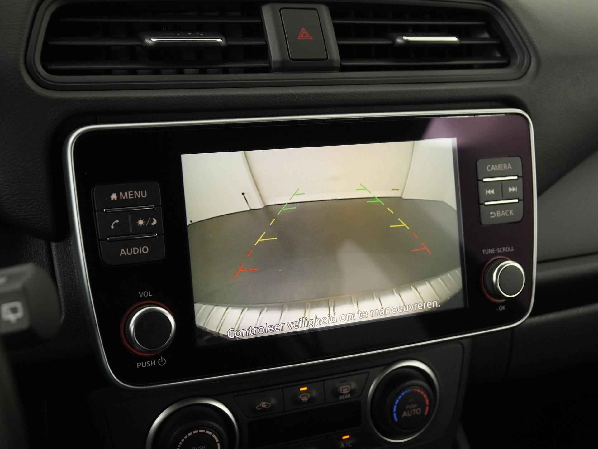 Nissan Leaf Acenta 40 kWh 15.895 na subsidie | Camera | Carplay | Blind spot | Winter pakket |  Zondag Open! - 16/35