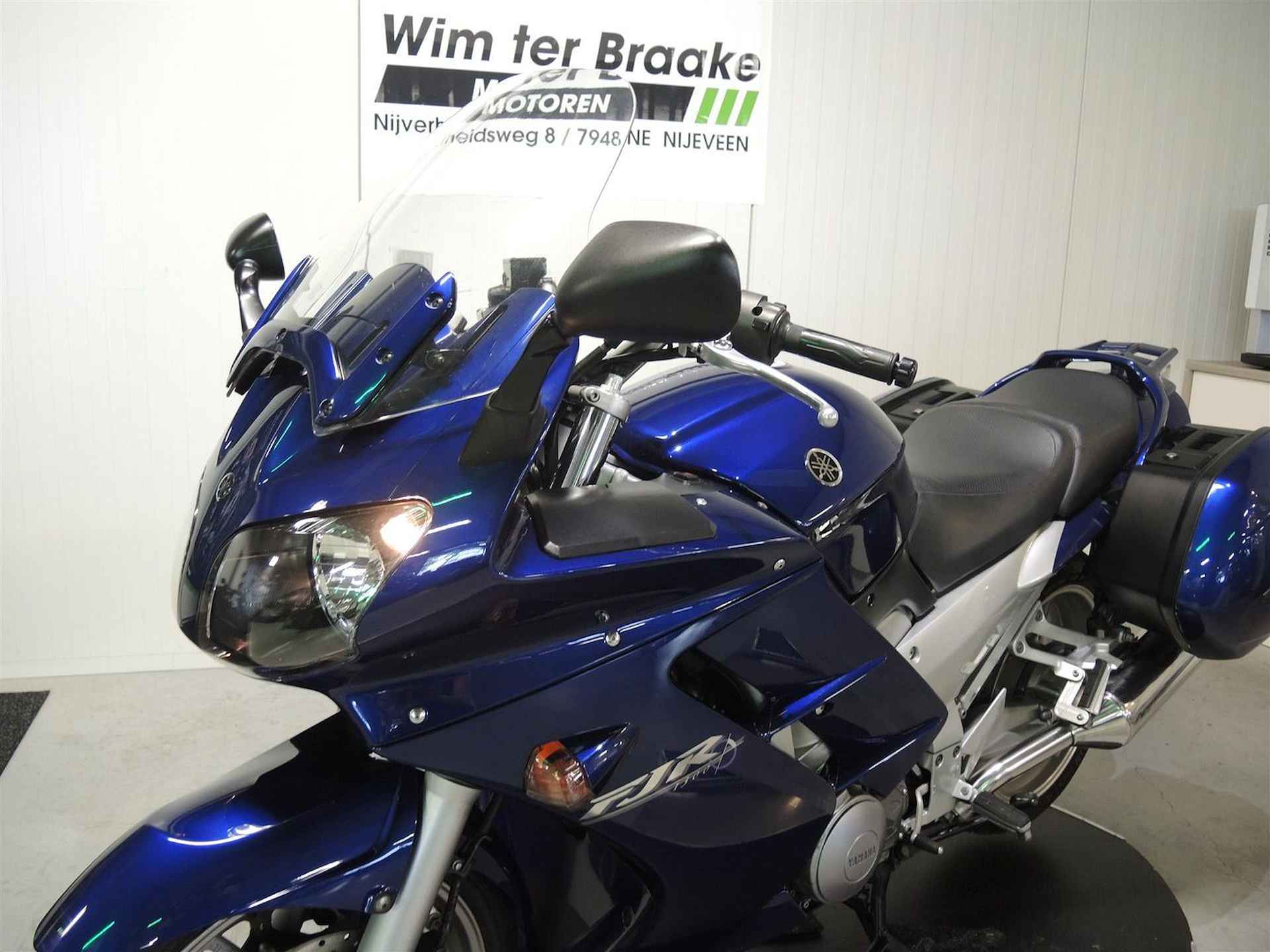 Yamaha FJR 1300 - 2006 - 5/12