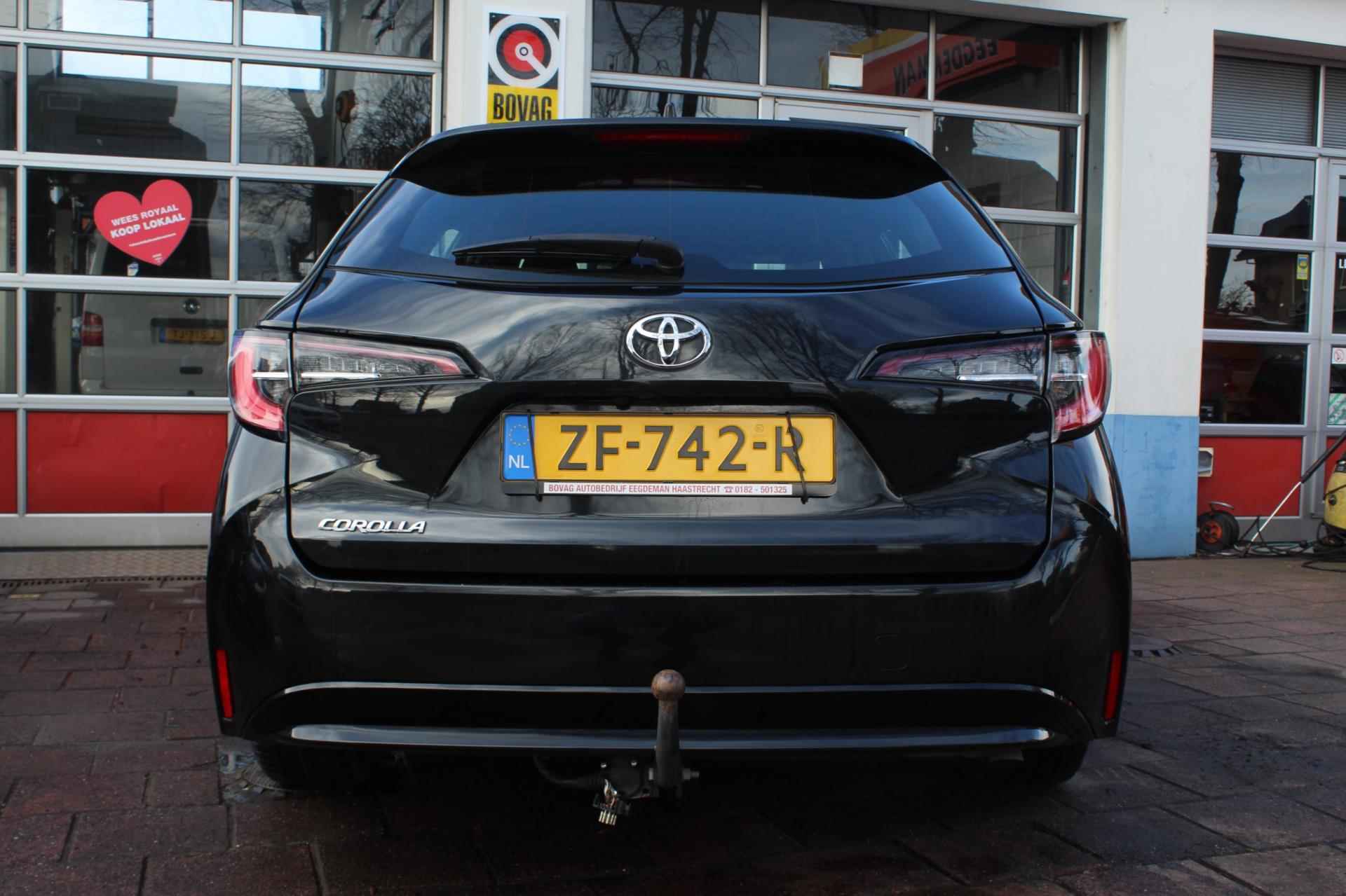 Toyota Corolla Touring Sports 1.2 Turbo First Edition - 3/14
