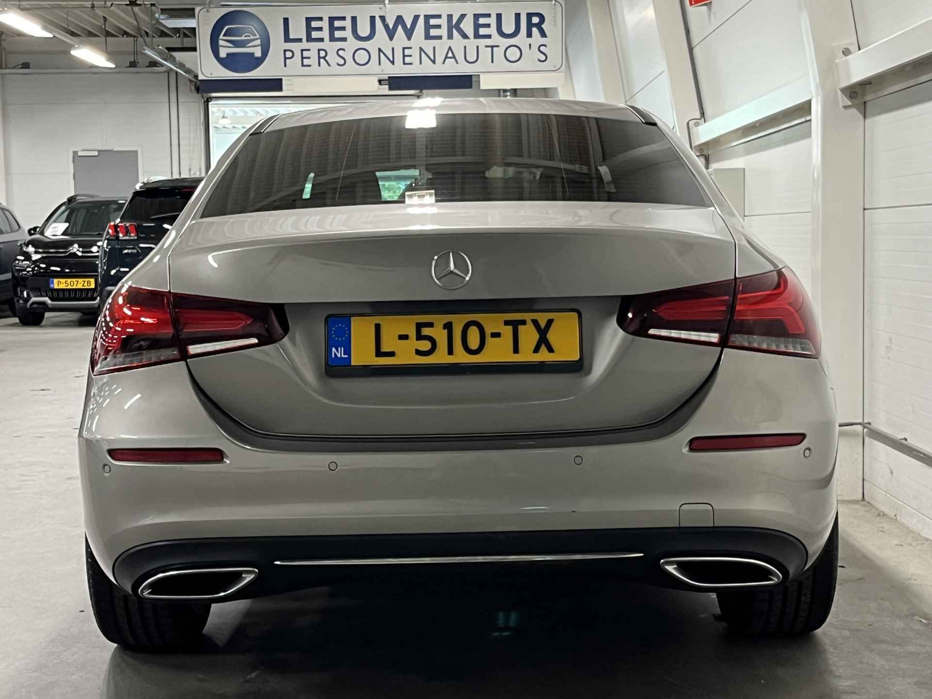 Mercedes-Benz A-Klasse 220 4MATIC Premium | Night Pakket | Parkeercamera | 18" Velgen - 33/46