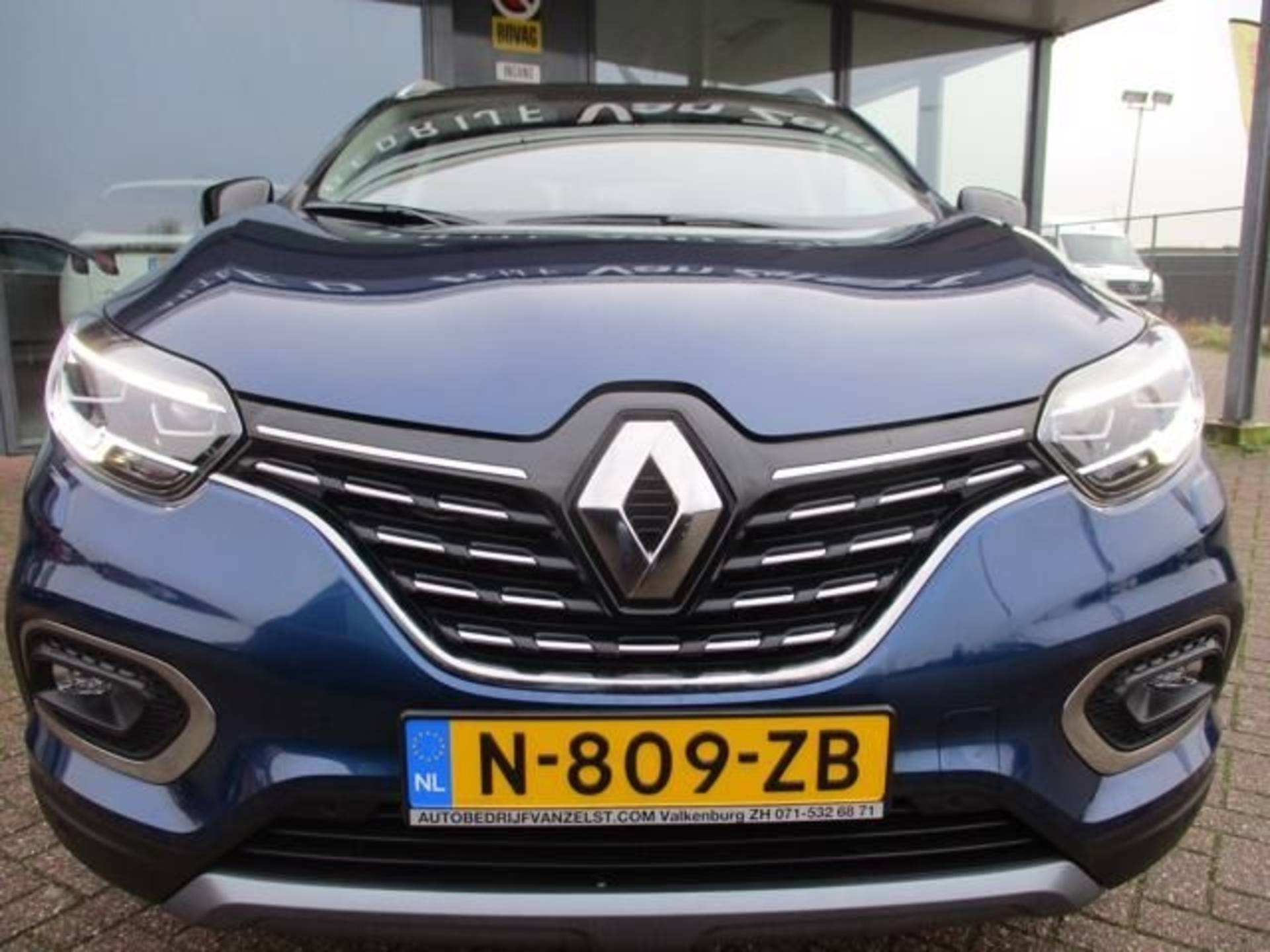 Renault Kadjar 1.3 TCe Bose, Airco(automatisch), Multimediasysteem, Bluetooth telefoonverbinding, Rijbaan begeleiding, Dode hoeksensor, Navigat Auto is in Nieuwstaat, BOVAG - 10/29