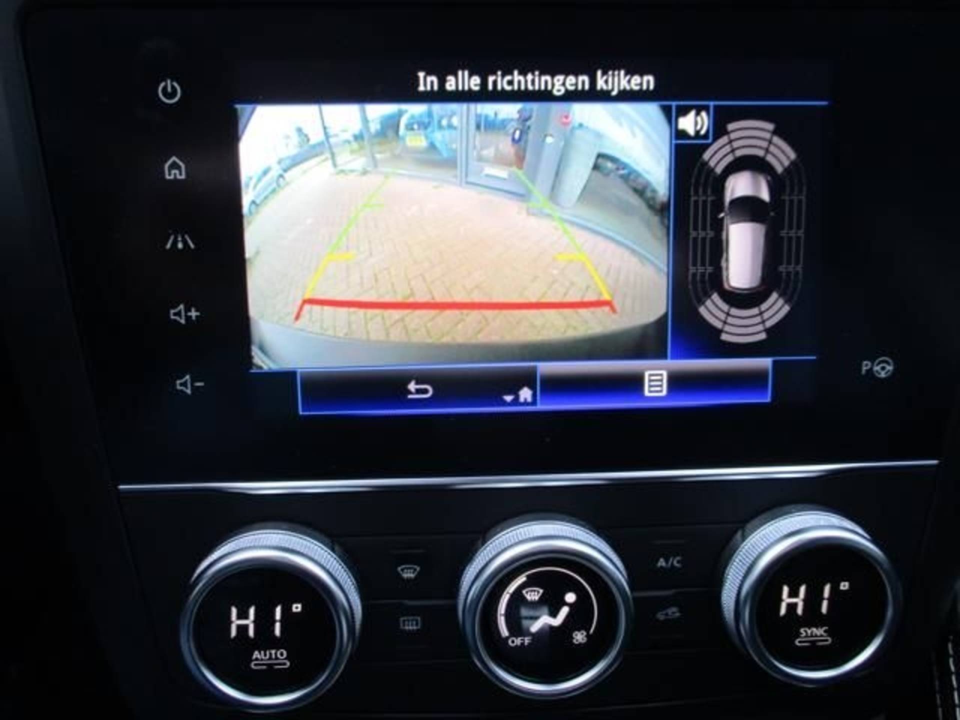 Renault Kadjar 1.3 TCe Bose, Airco(automatisch), Multimediasysteem, Bluetooth telefoonverbinding, Rijbaan begeleiding, Dode hoeksensor, Navigat Auto is in Nieuwstaat, BOVAG - 26/29
