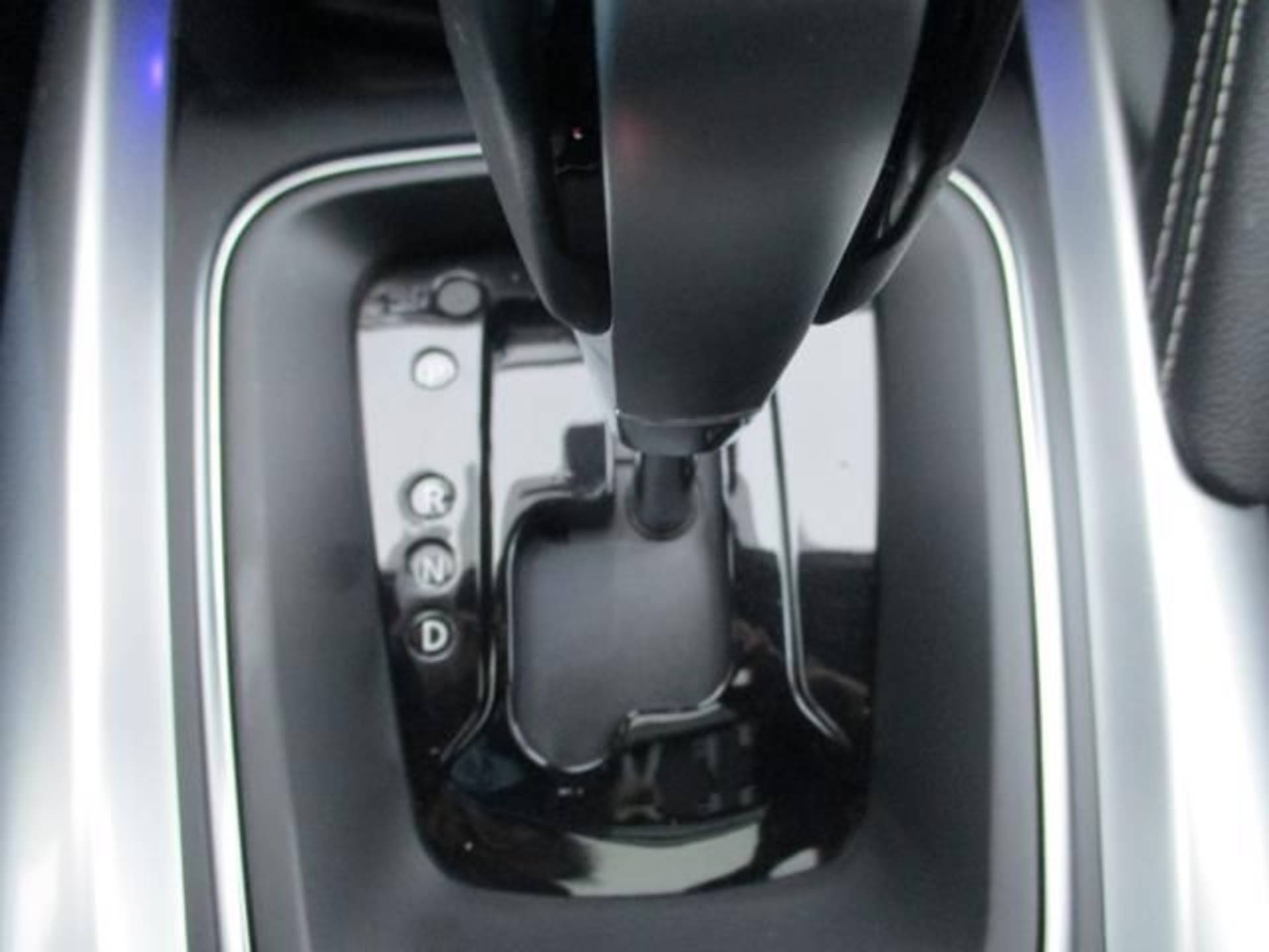 Renault Kadjar 1.3 TCe Bose, Airco(automatisch), Multimediasysteem, Bluetooth telefoonverbinding, Rijbaan begeleiding, Dode hoeksensor, Navigat Auto is in Nieuwstaat, BOVAG - 27/29