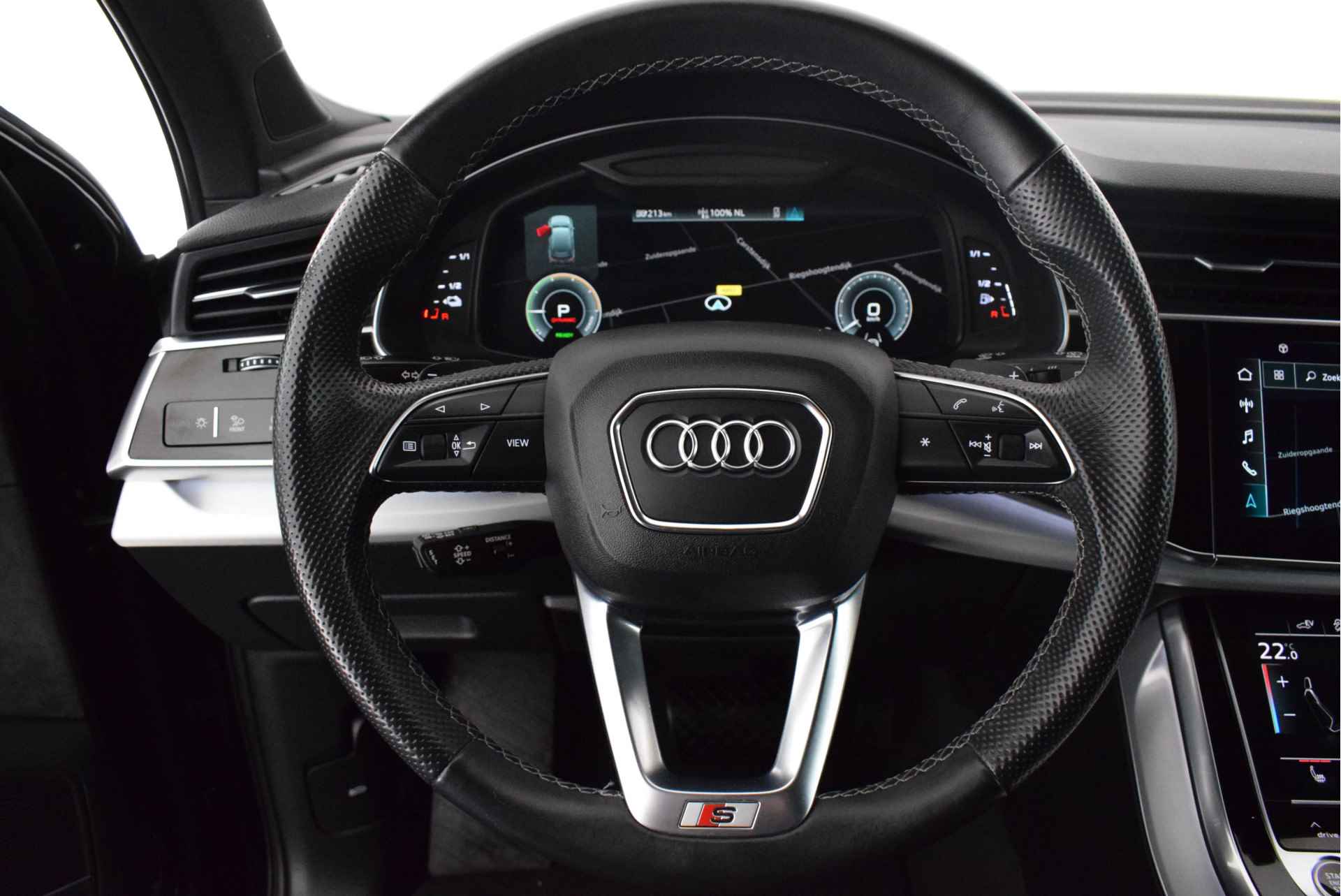Audi Q7 55 TFSI e 381pk quattro 2x S-Line Black Edition Trekhaak Camera Luchtvering Matrix Led B&O Keyless Panoramadak Virtual Cockpit Navigatie - 16/66