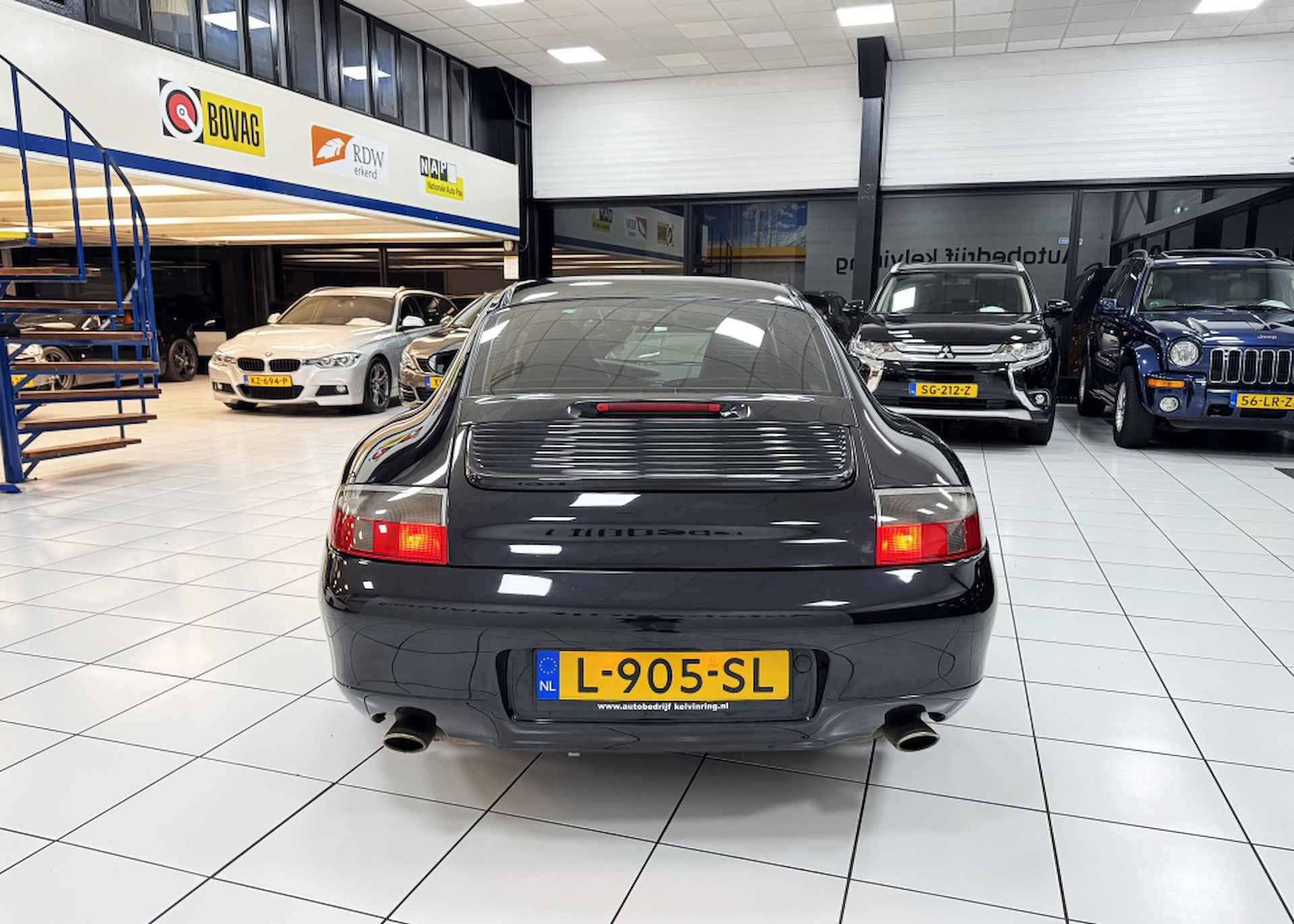 Porsche 911 3.4 Coupé Carrera - 14/32