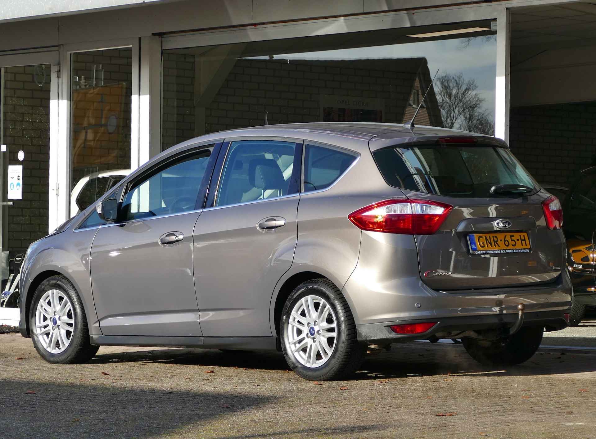 Ford C-MAX 1.0 Titanium | verwarmde voorruit | stoelverwarming | 100% onderhouden | nieuwe distributieriem - 13/48