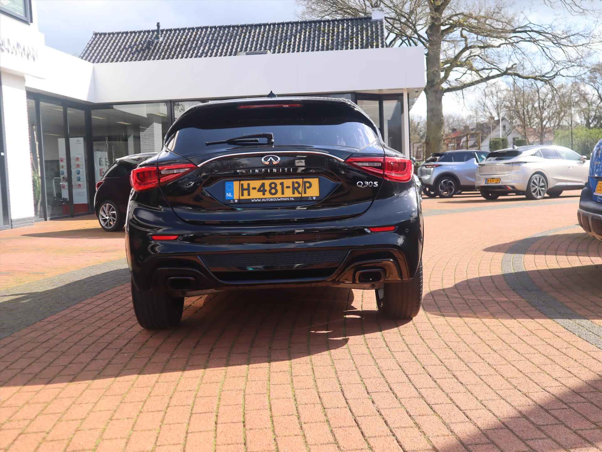 INFINITI Q30 1.6T 156PK DCT7 Automaat Sport, Rijklaarprijs | Stoelverwarming | 360 Camera | Navigatie - 53/65